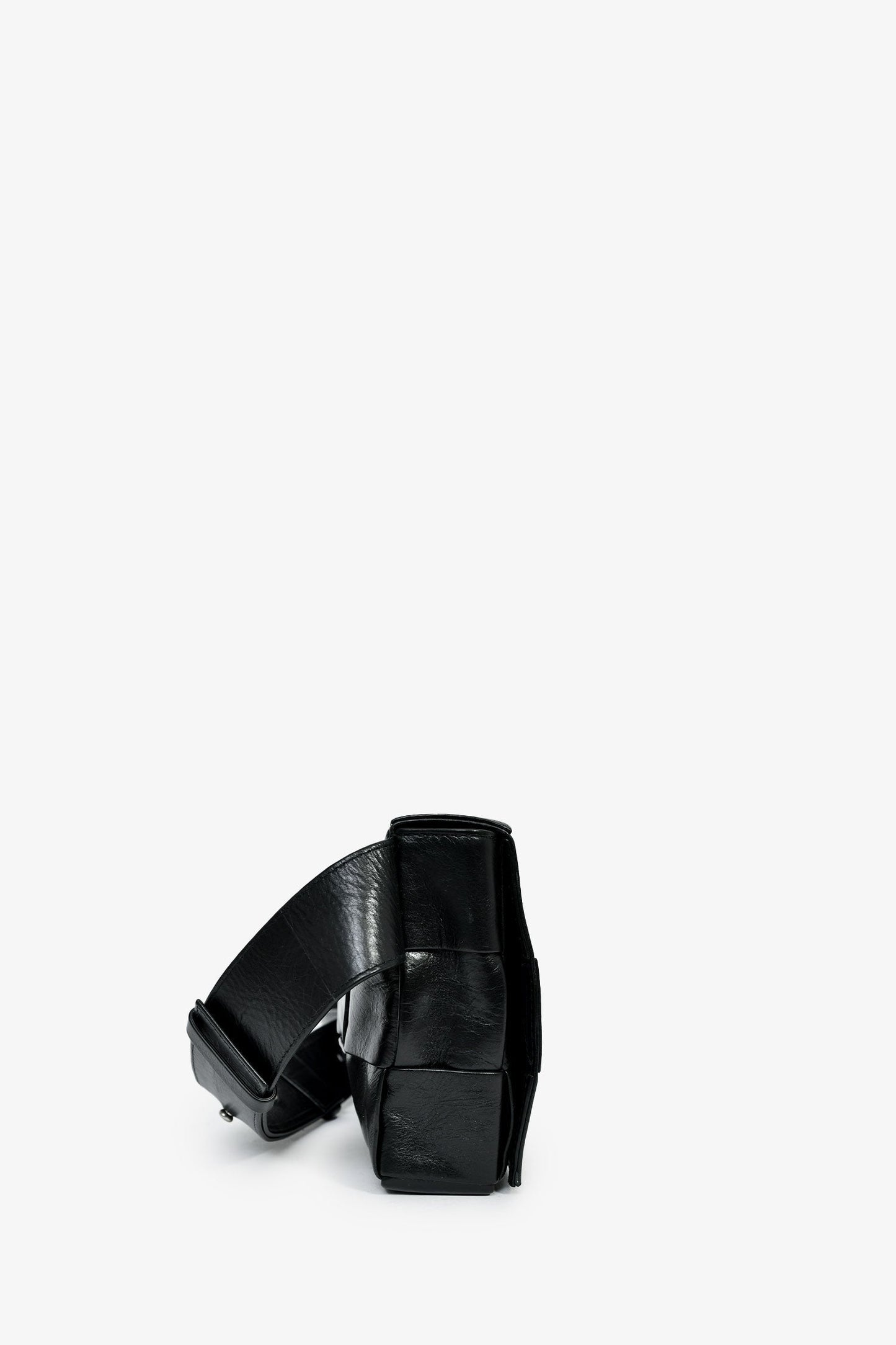 Bottega Veneta Black Leather Intrecciato 'The Stretch Cassette' Belt Bag With Zip Pouch