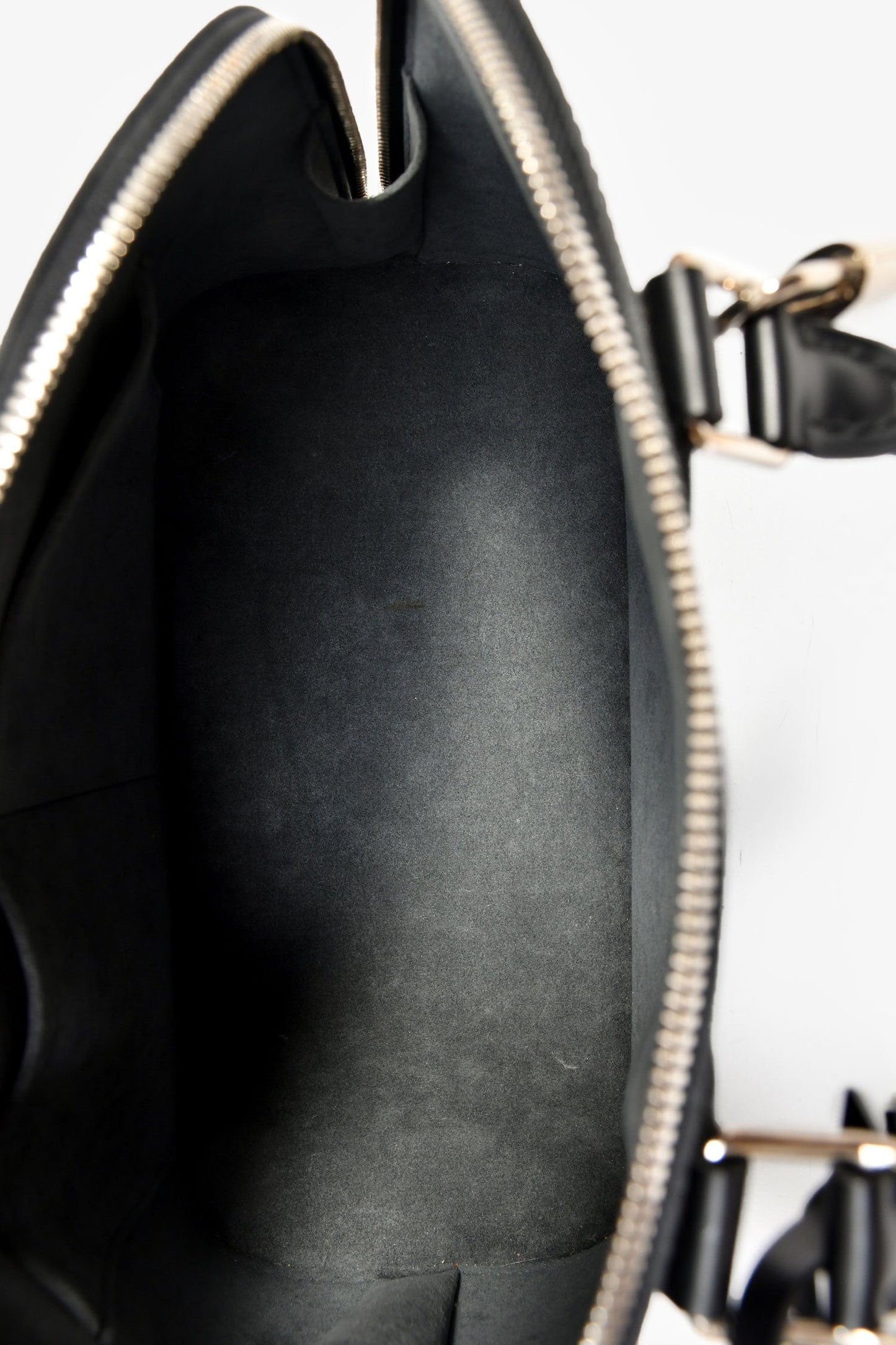 Louis Vuitton 2012 Black Epi Leather Alma PM Top Handle