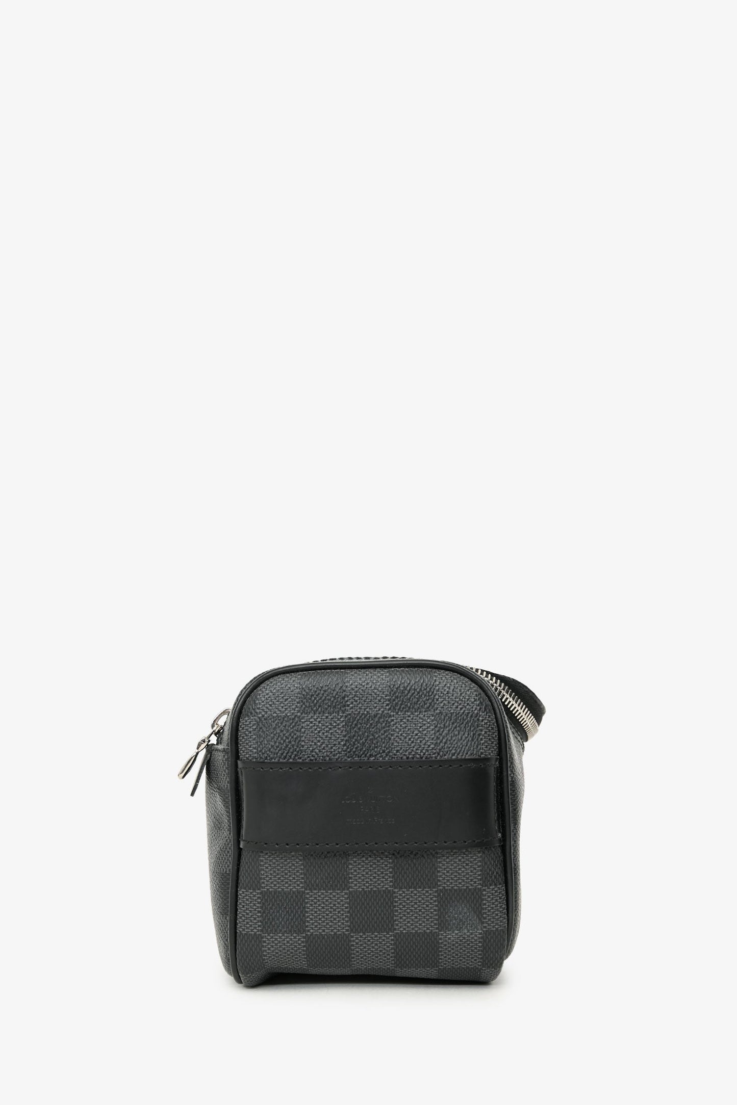 Louis Vuitton 2018 Black Damier Graphite Toiletry Cosmetic Pouch