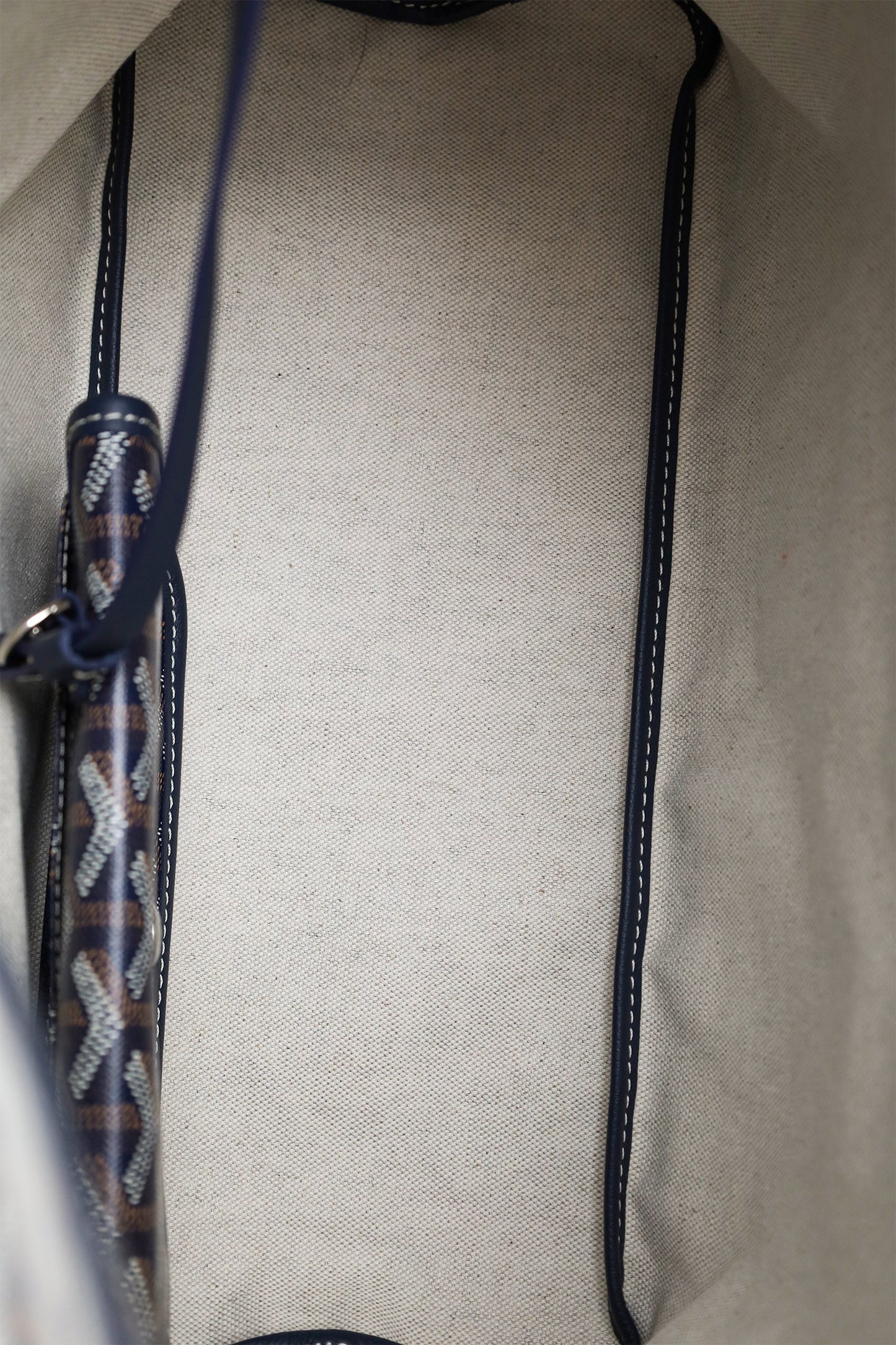 Goyard Navy Blue Goyardine Hobo Bag With Pouch