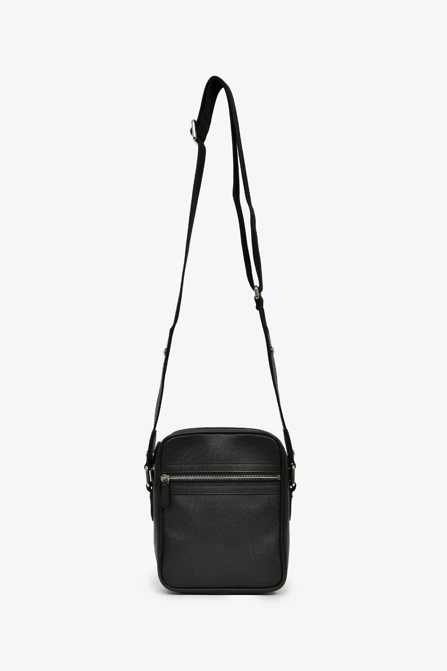 Louis Vuitton 2009 Black Taiga Leather Dimitri Messenger Bag