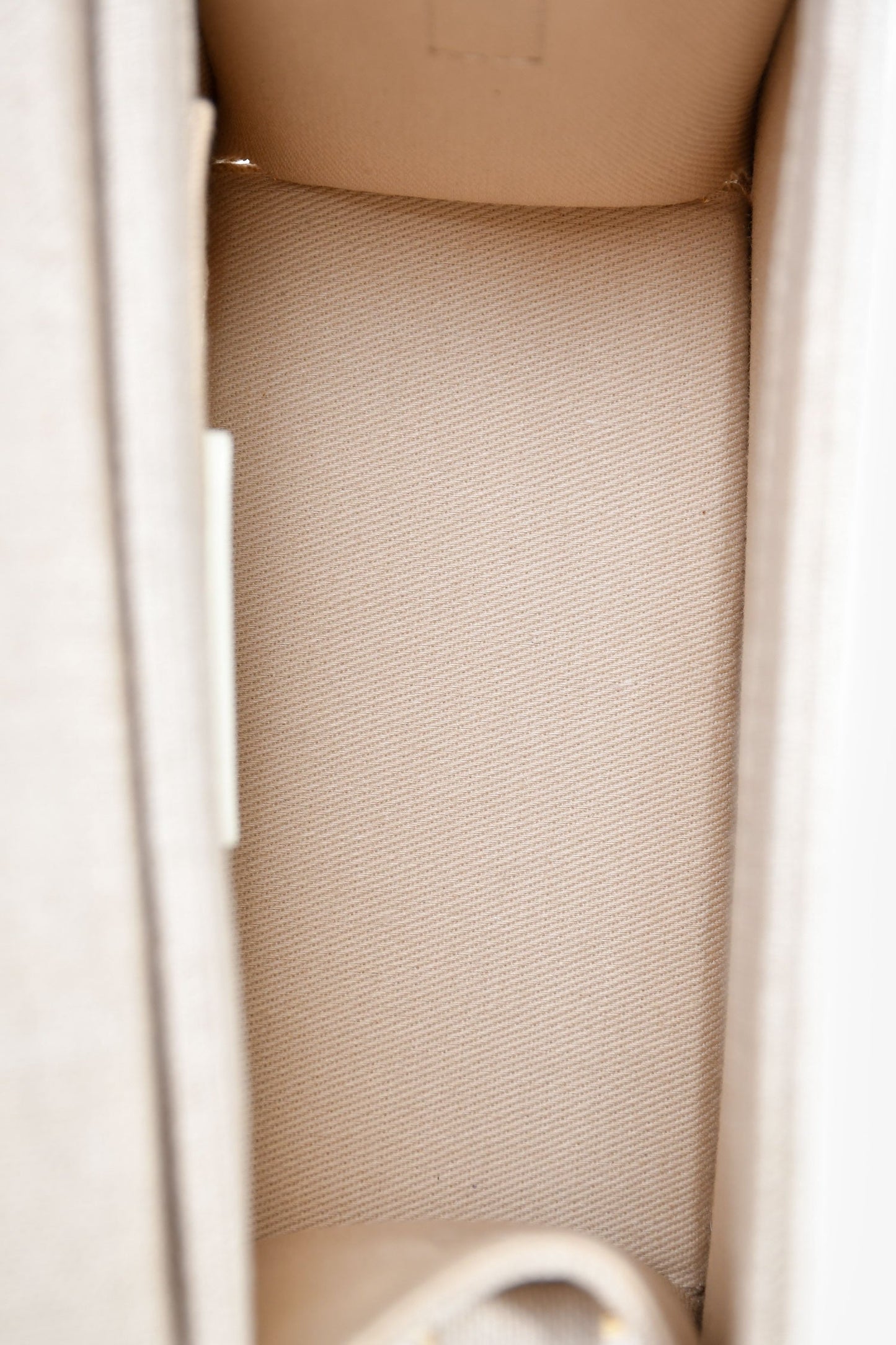 Jacquemus Light Beige Canvas Medium Chiquito Top Handle With Strap