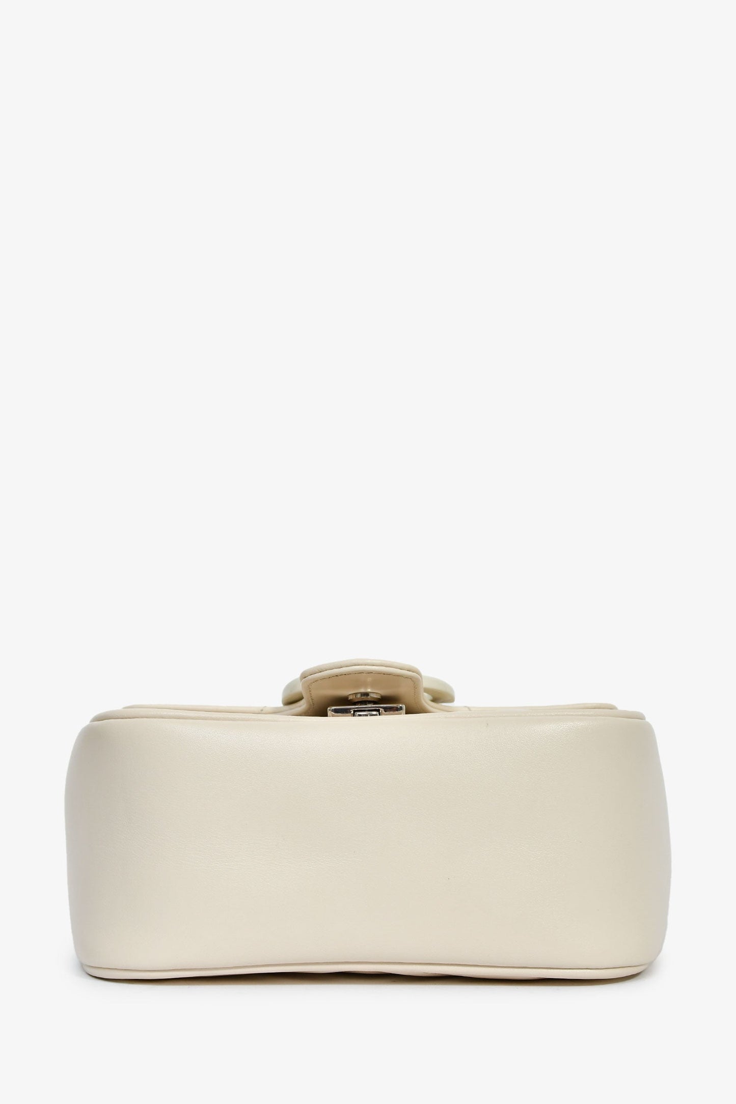 Gucci 2023 Cream Chevron Leather Monochrome Marmont Bag