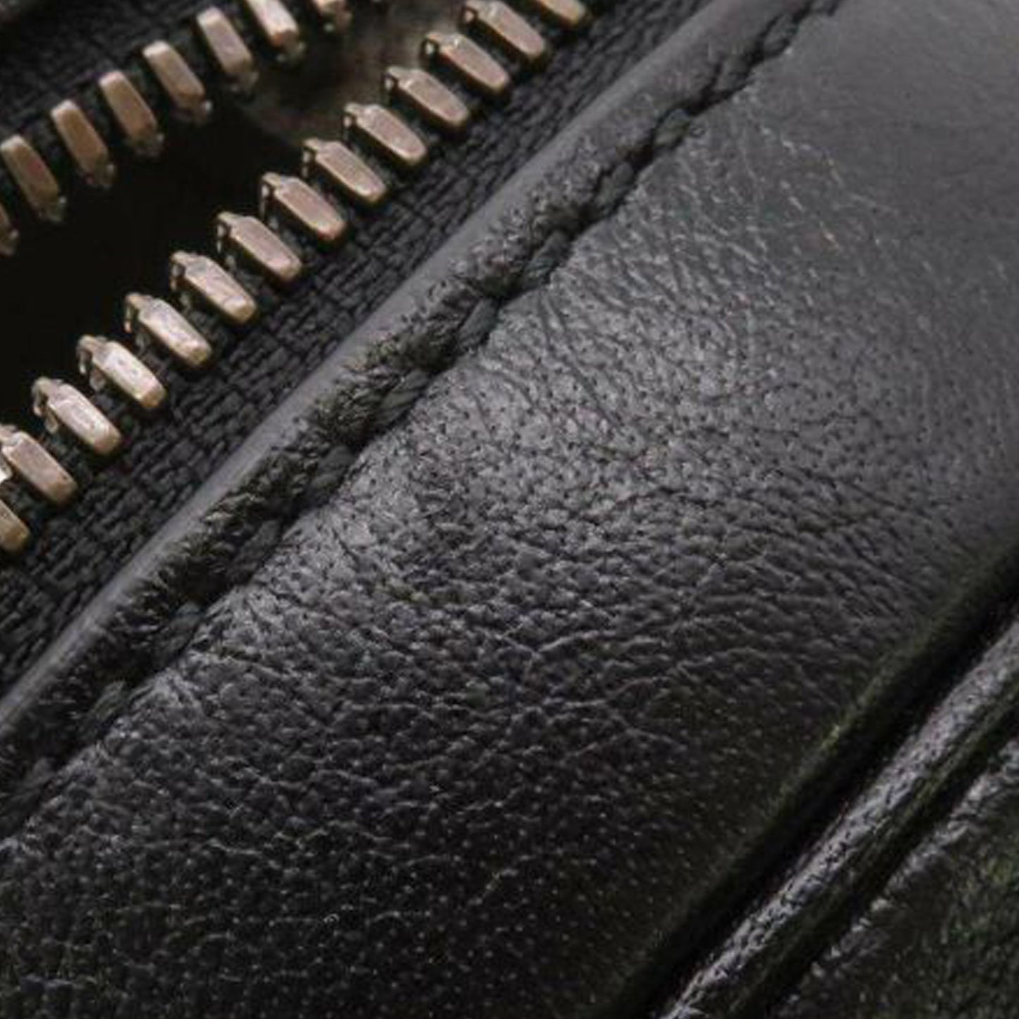 Gucci Leather Crossbody Style 28