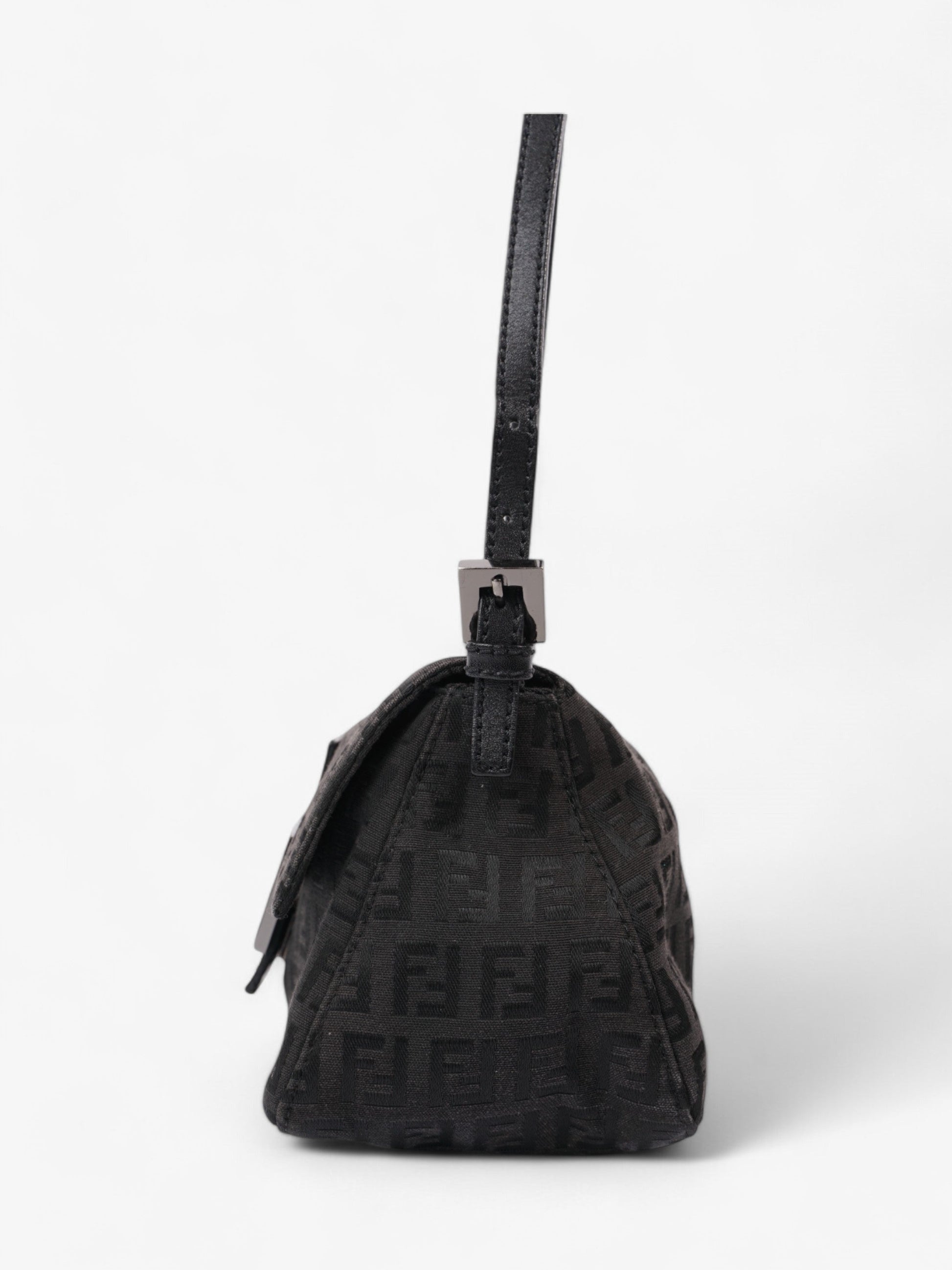 Fendi Mamma Baguette Shoulder Bag - Ewore Bags