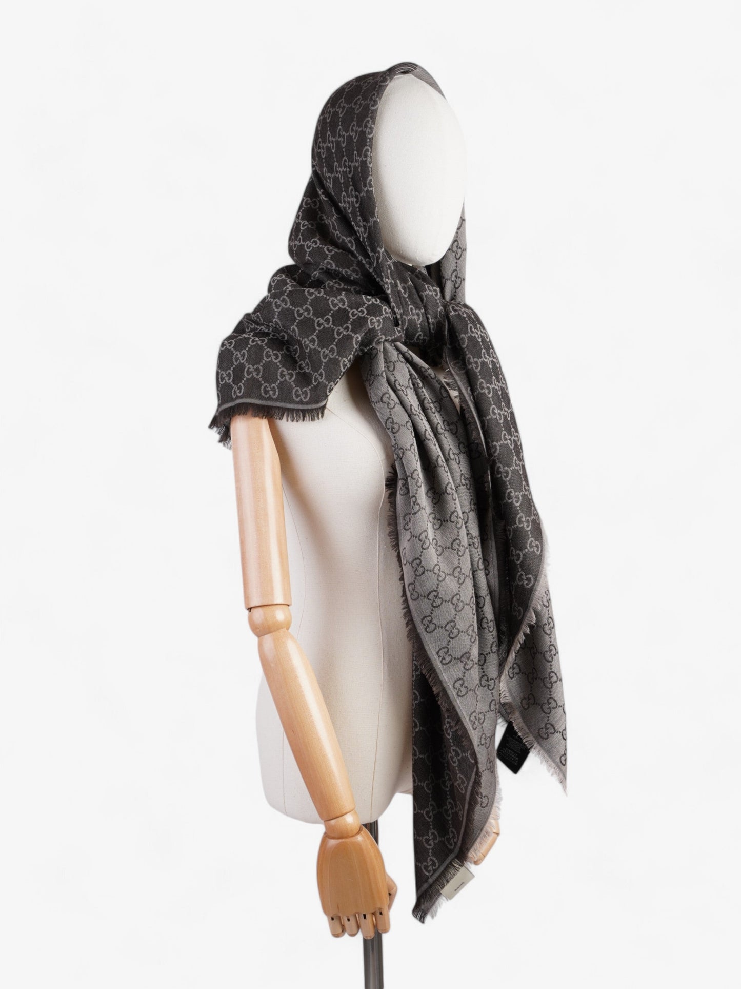 Gucci GG Scarf GG Supreme Wool