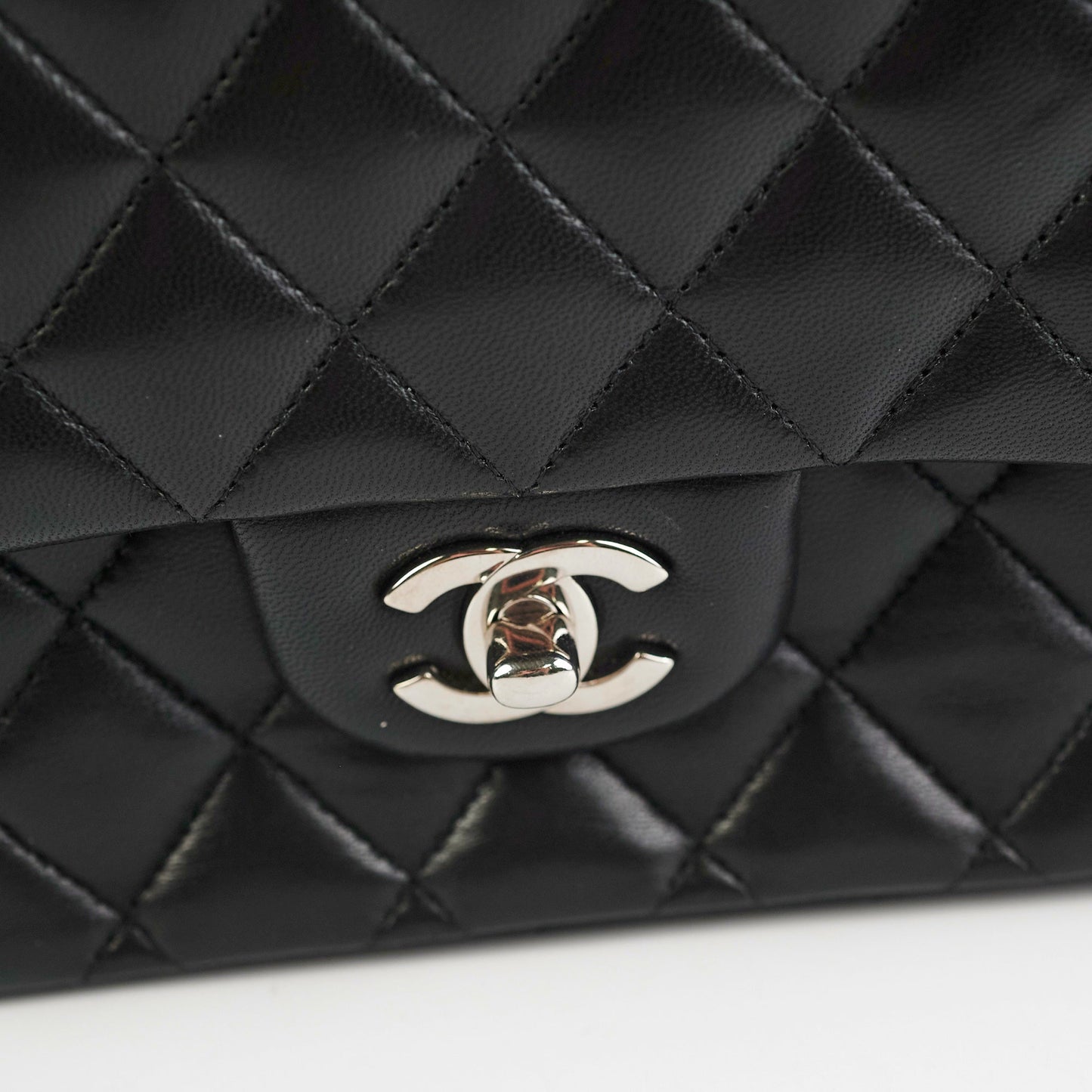 Chanel Medium/Large Classic Double Flap Black