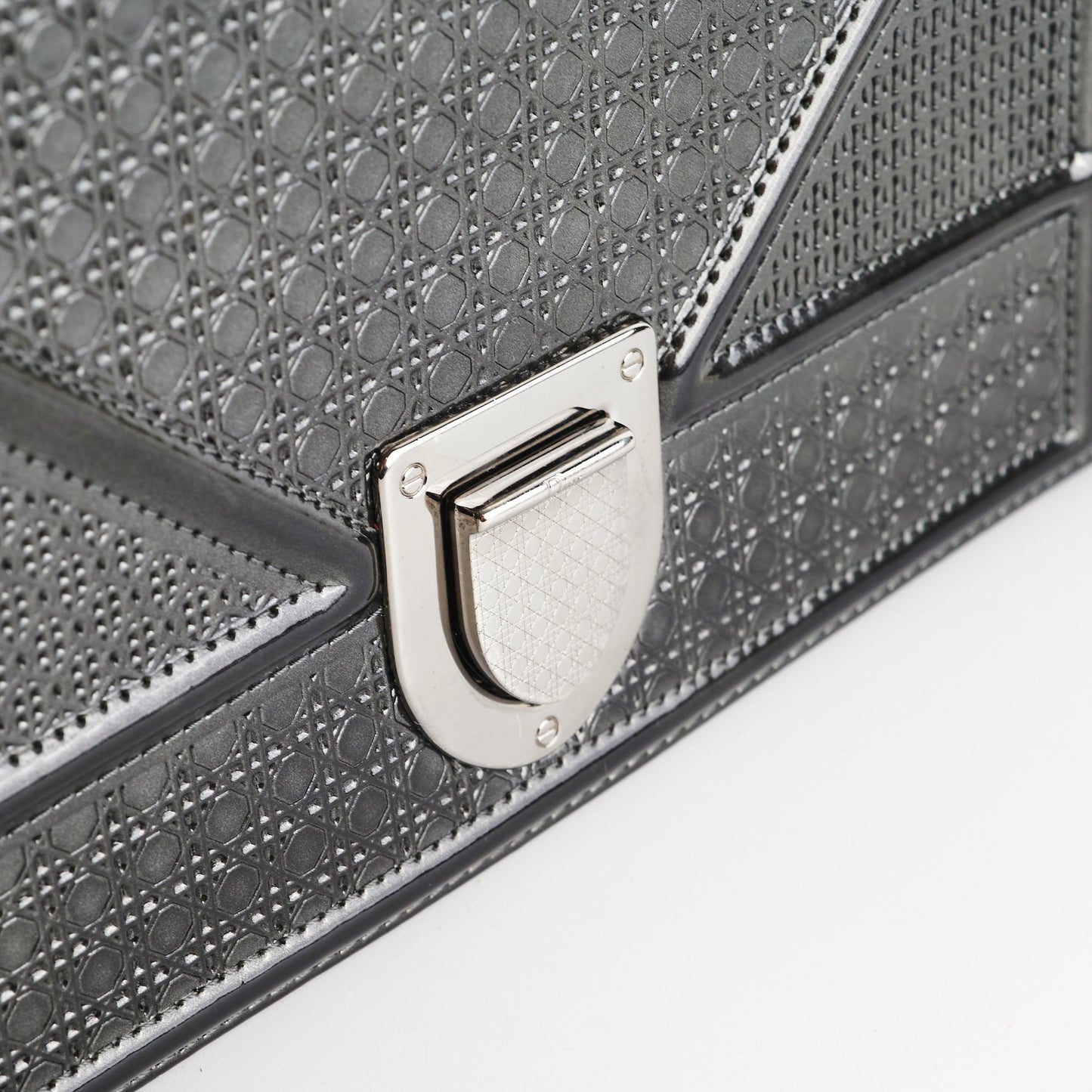 Dior Medium Diorama Grey
