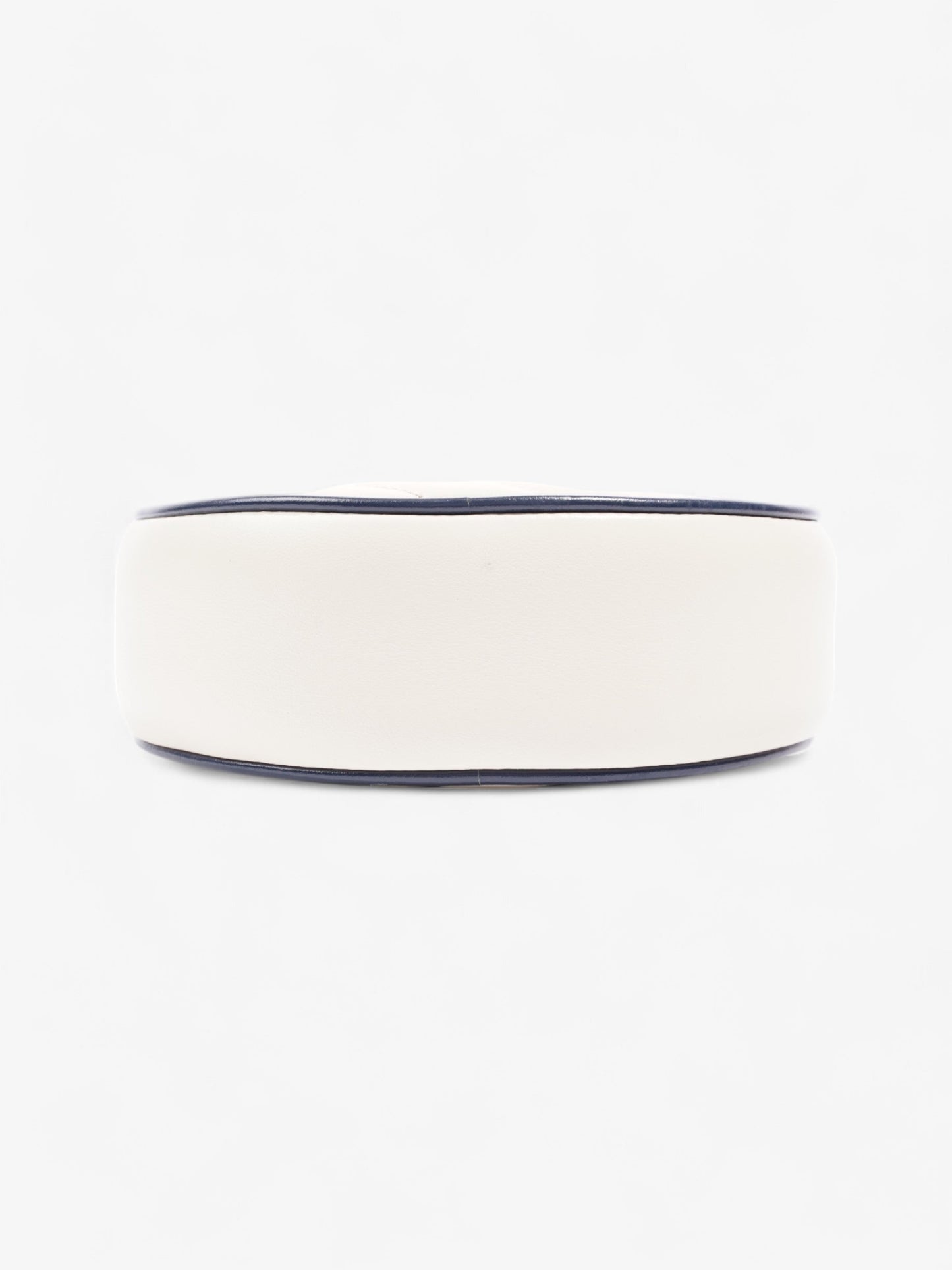Gucci GG Marmont Round White / Navy Blue Matelasse Leather