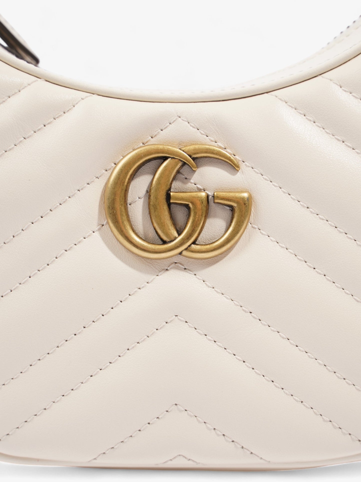 Gucci GG Marmont Shoulder Bag White Matelasse Leather Mini