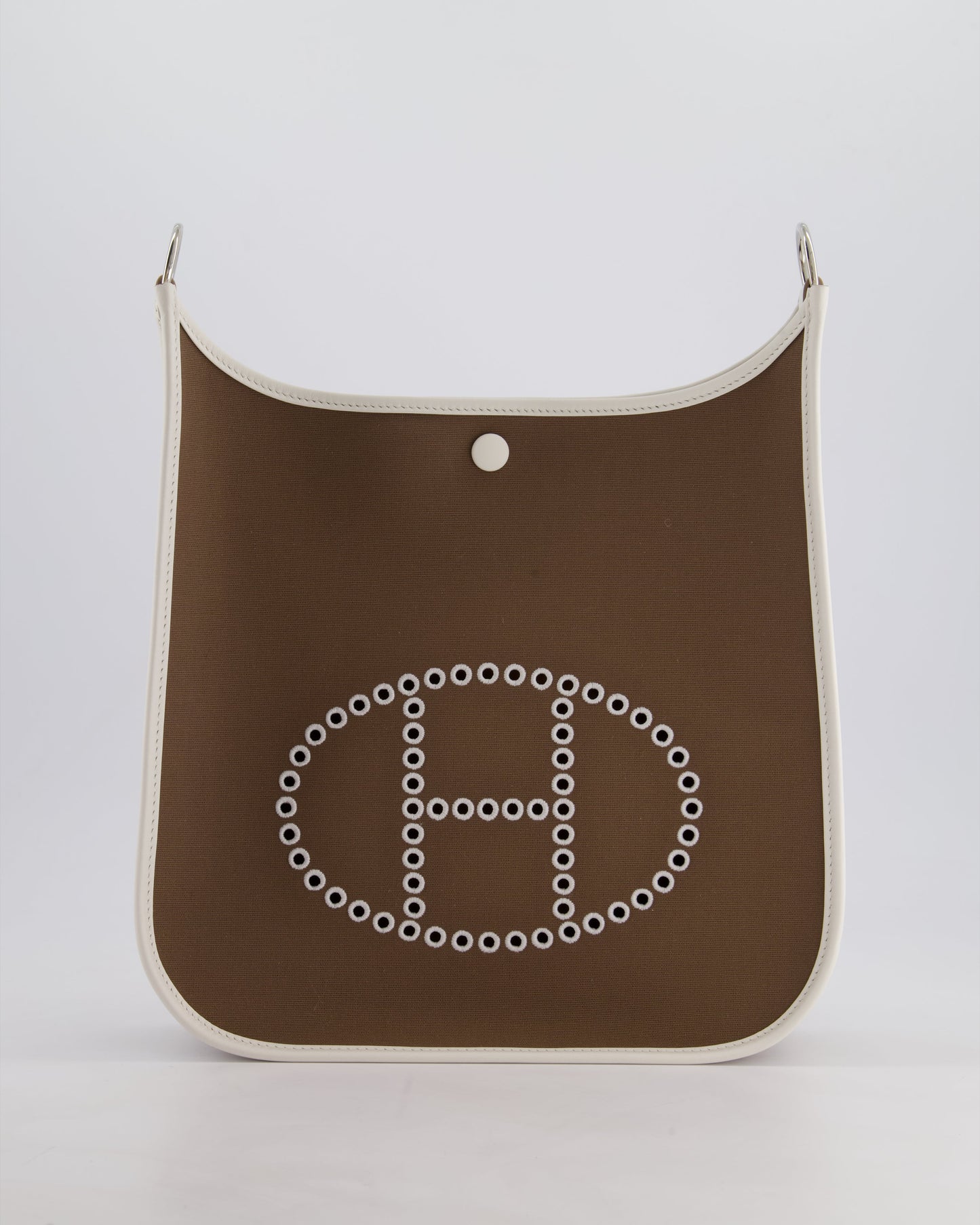 Hermès Evelyne 29 in Neo Etoupe Canvas and White with Palladium Hardware