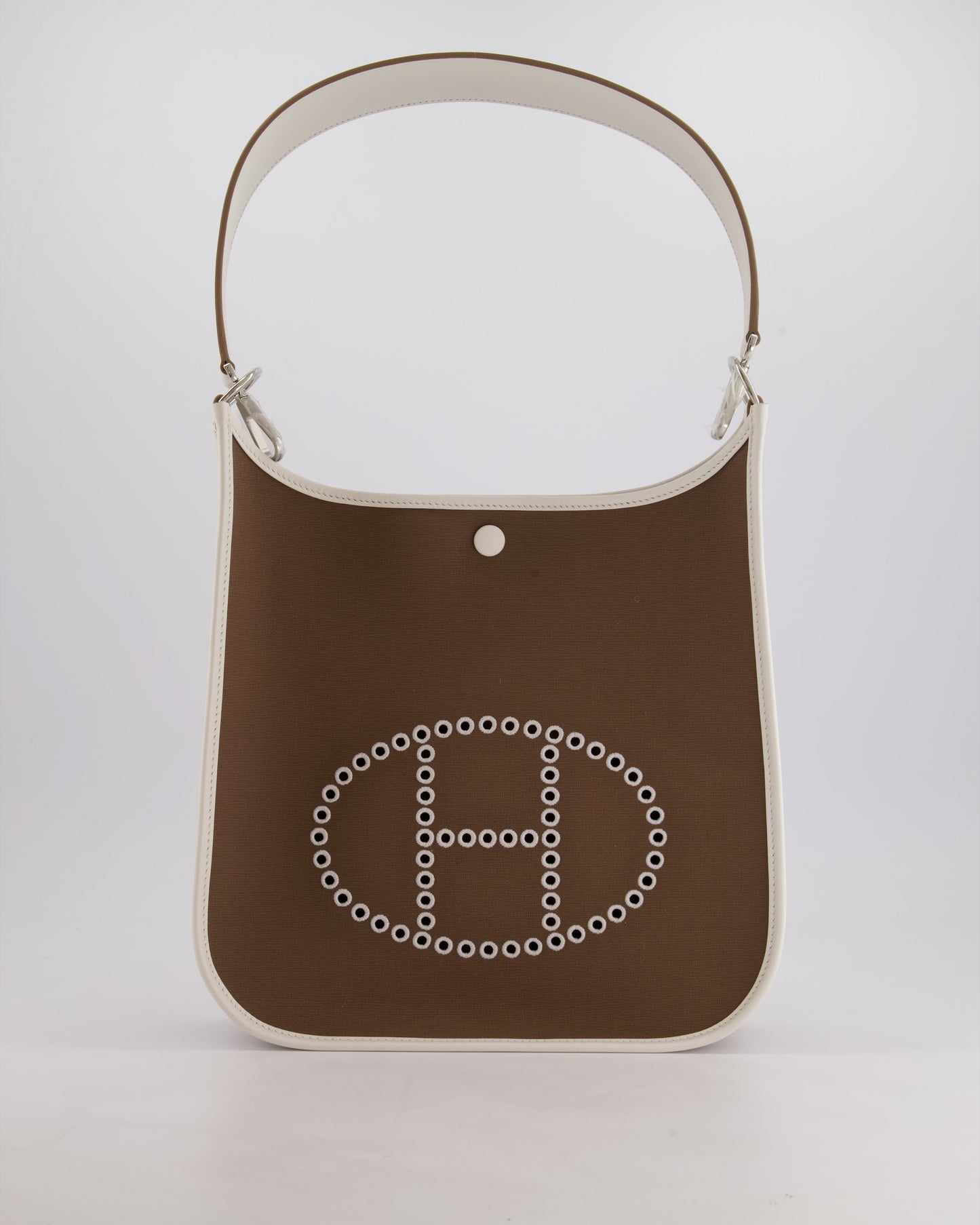 Hermès Evelyne 29 in Neo Etoupe Canvas and White with Palladium Hardware