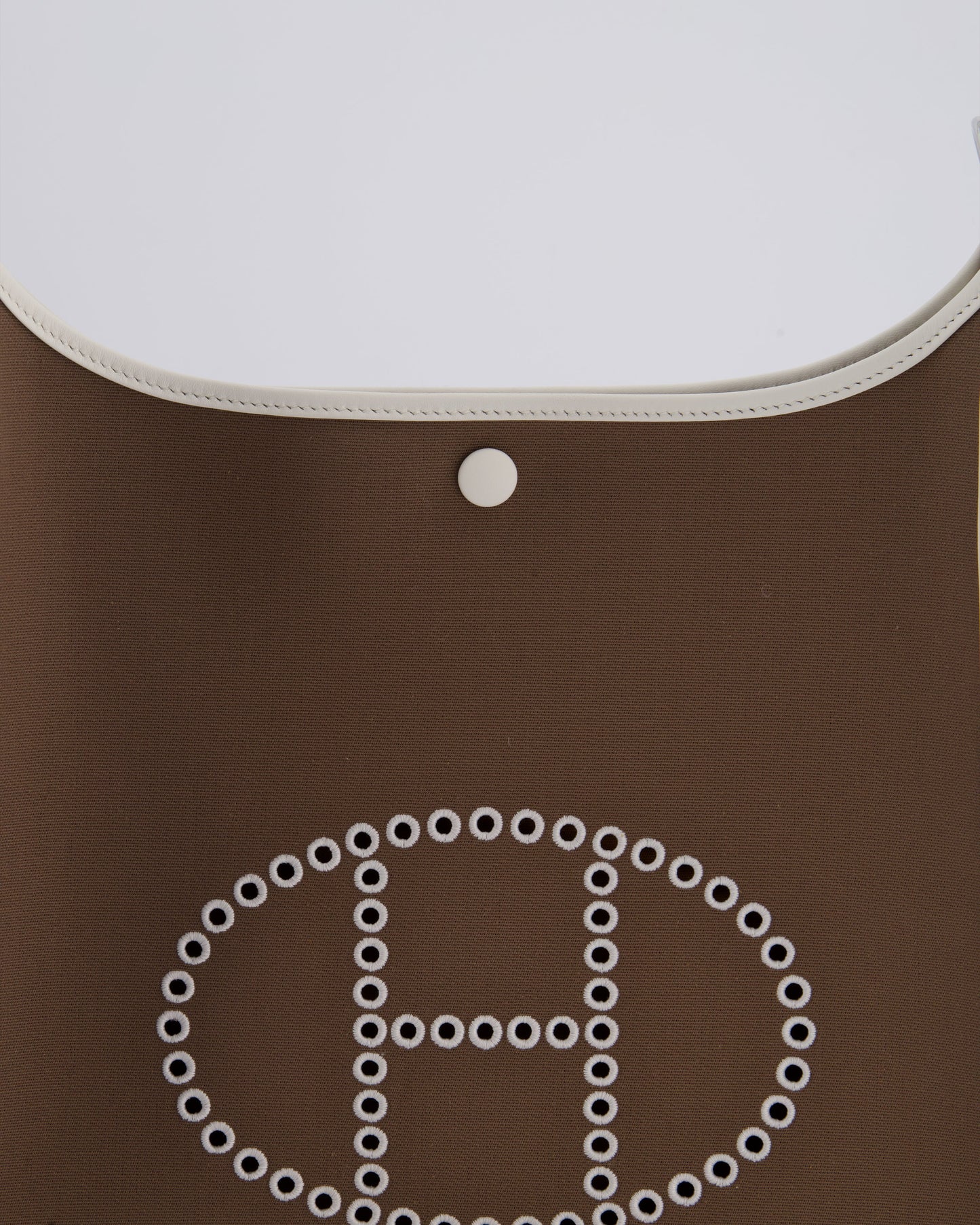 Hermès Evelyne 29 in Neo Etoupe Canvas and White with Palladium Hardware