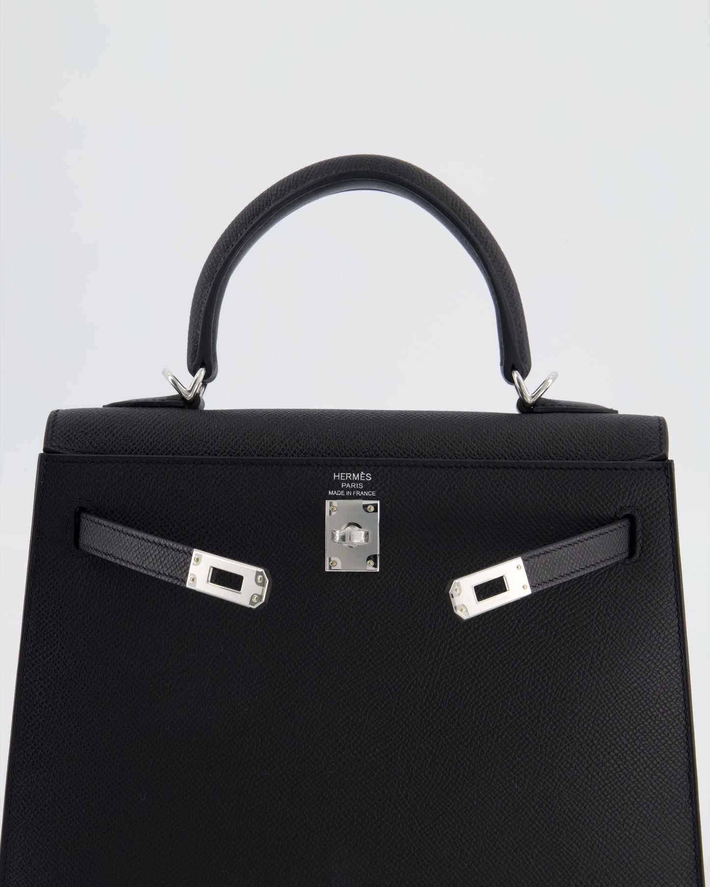 *RARE* Hermès Kelly 25 Sellier Bag in Noir Epsom Leather with Palladium Hardware