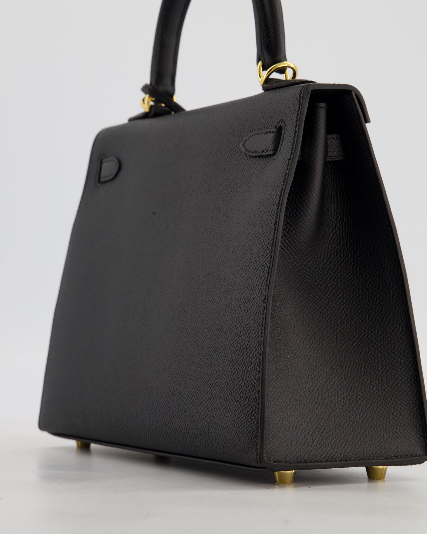 *HOT* Hermès Kelly 25 Sellier Bag in Noir Epsom Leather with Gold Hardware