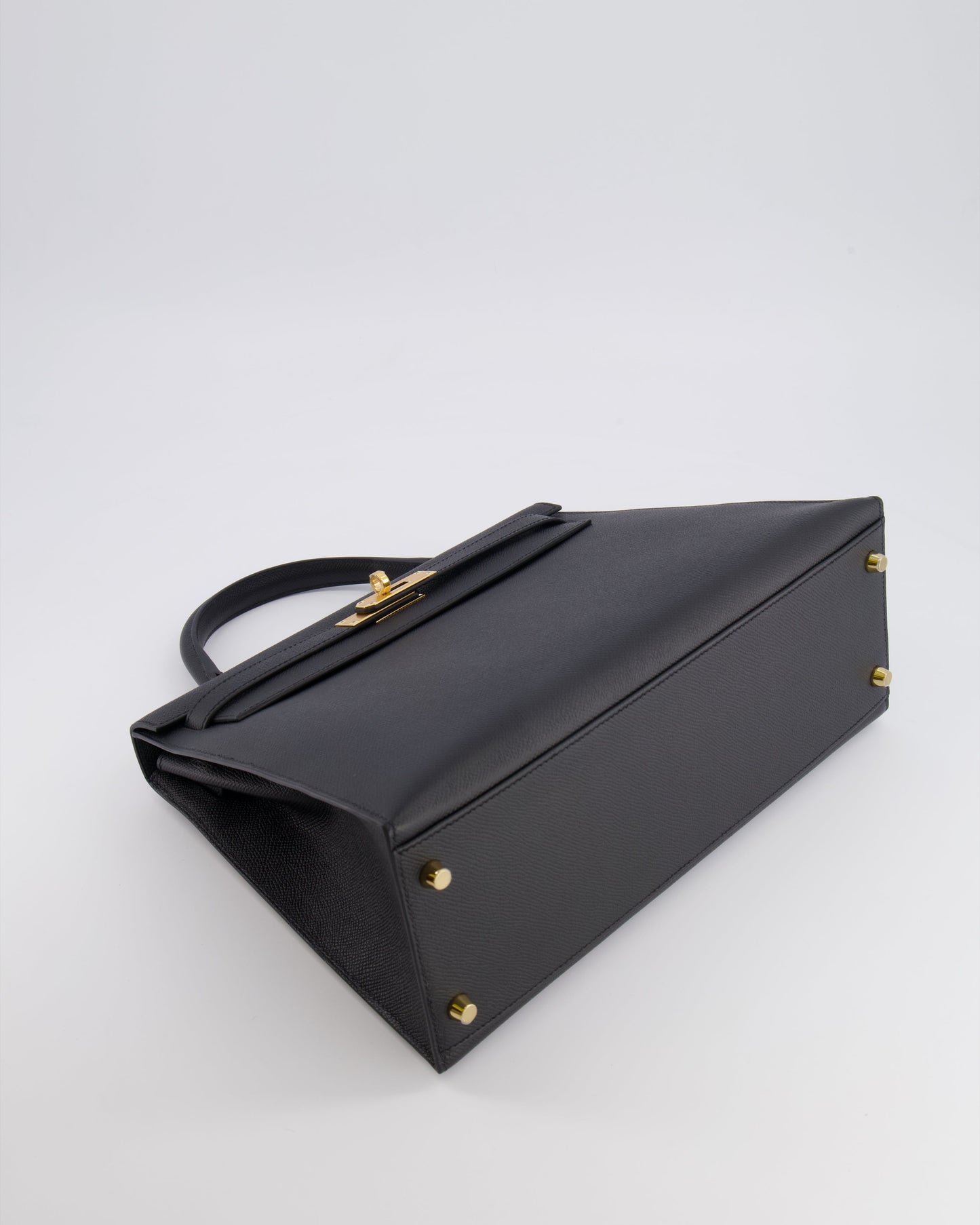 Hermès Kelly 32 Sellier Bag in Noir Epsom Leather with Gold Hardware