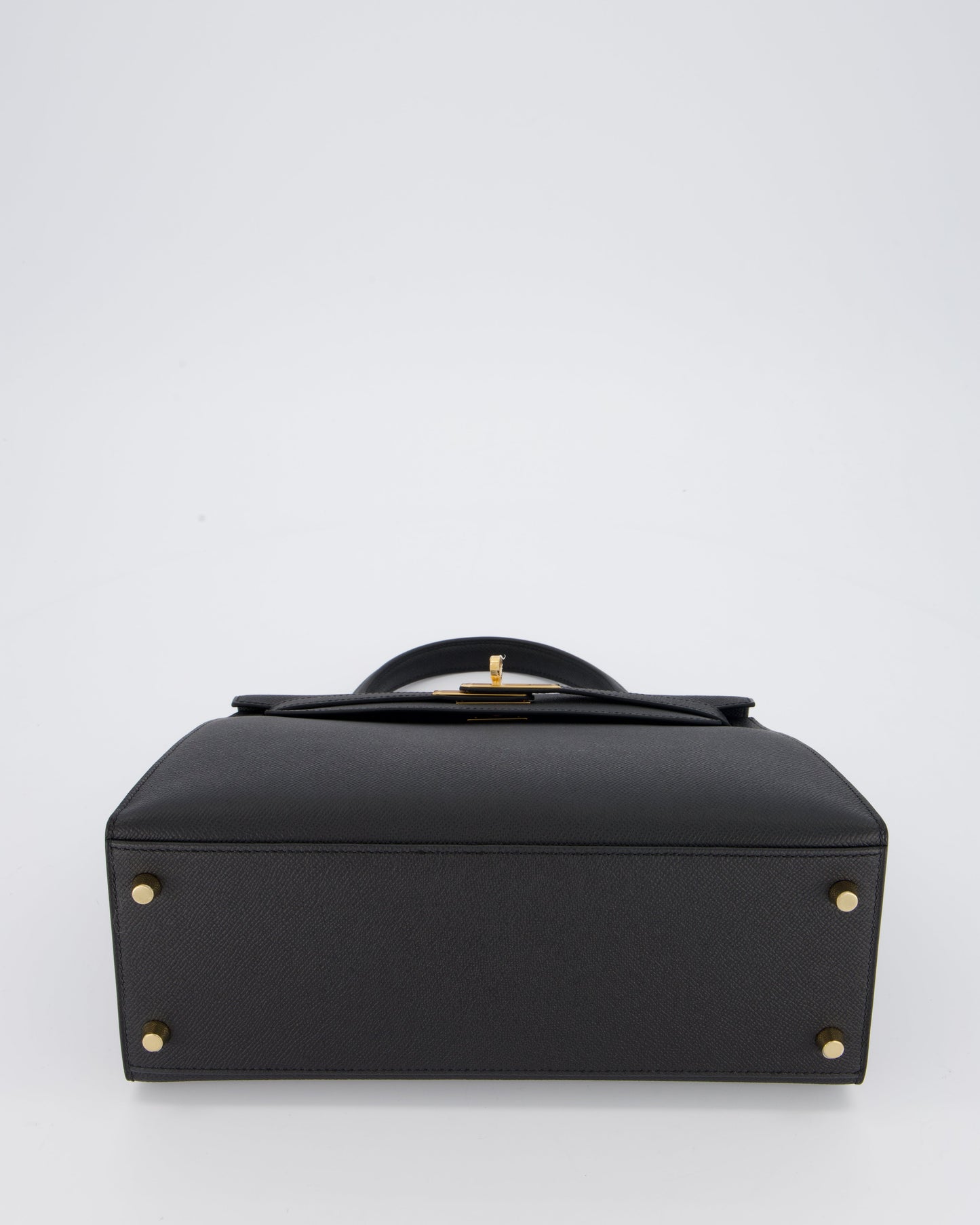 Hermès Kelly 28 Sellier Bag in Noir Epsom Leather with Gold Hardware