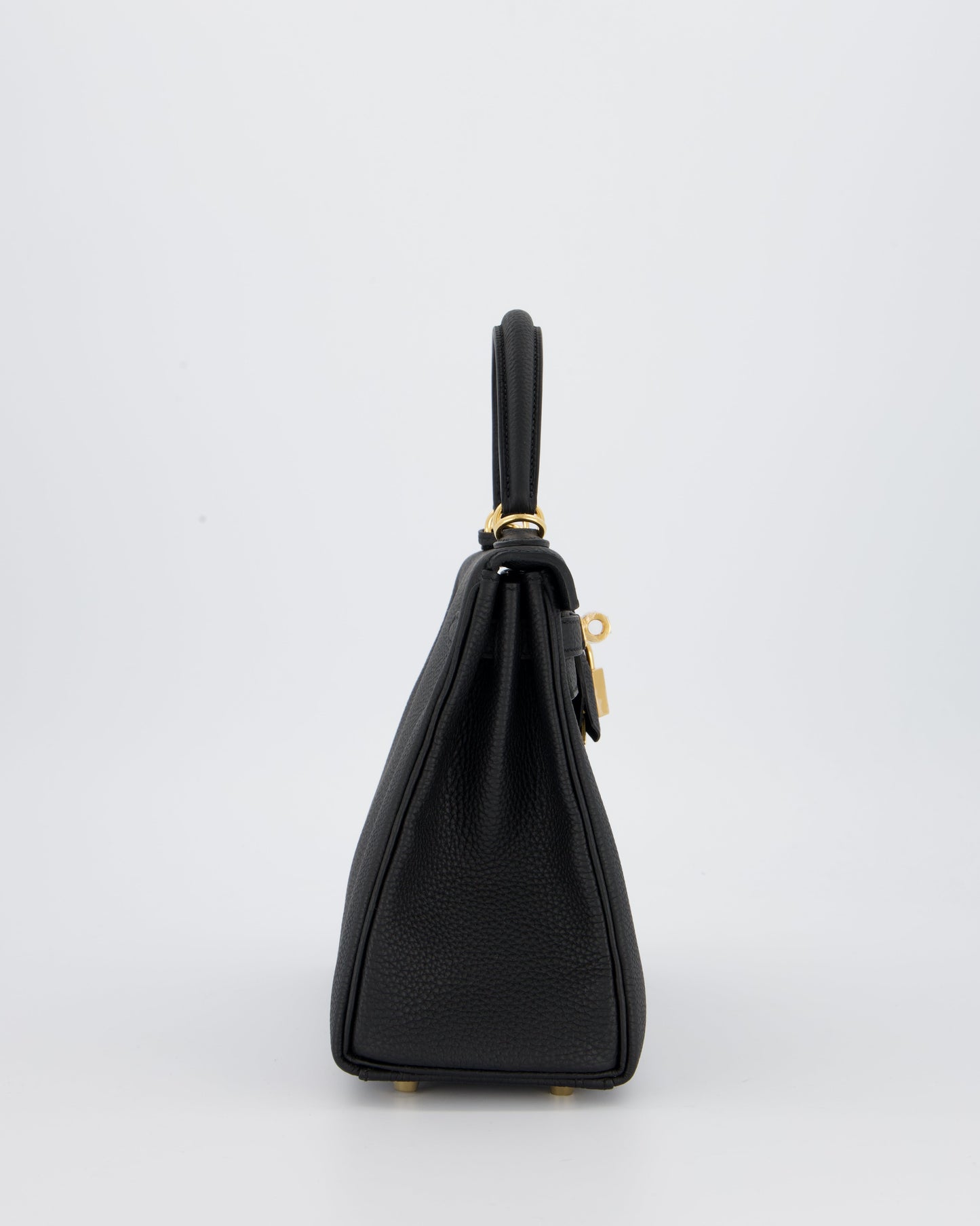 Hermès Kelly 25 Retourne Bag in Noir Togo Leather with Gold Hardware