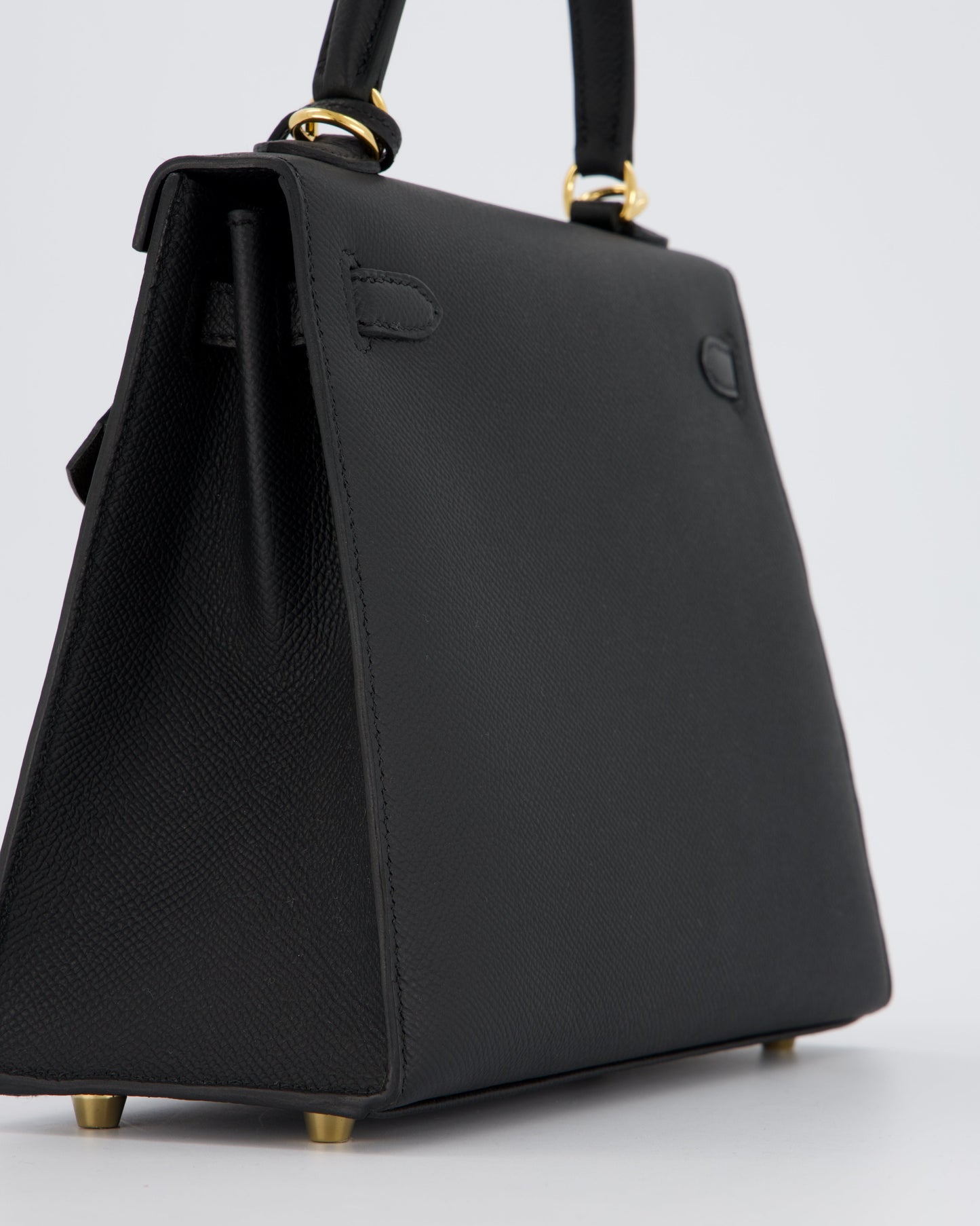 *HOT* Hermès Kelly 25 Sellier Bag in Noir Epsom Leather with Gold Hardware