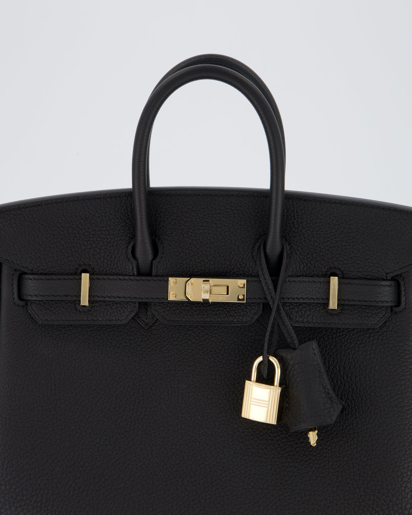 *SUPER RARE* Hermès Birkin 25 Retourne Bag in Noir Togo Leather with Permabrass Hardware