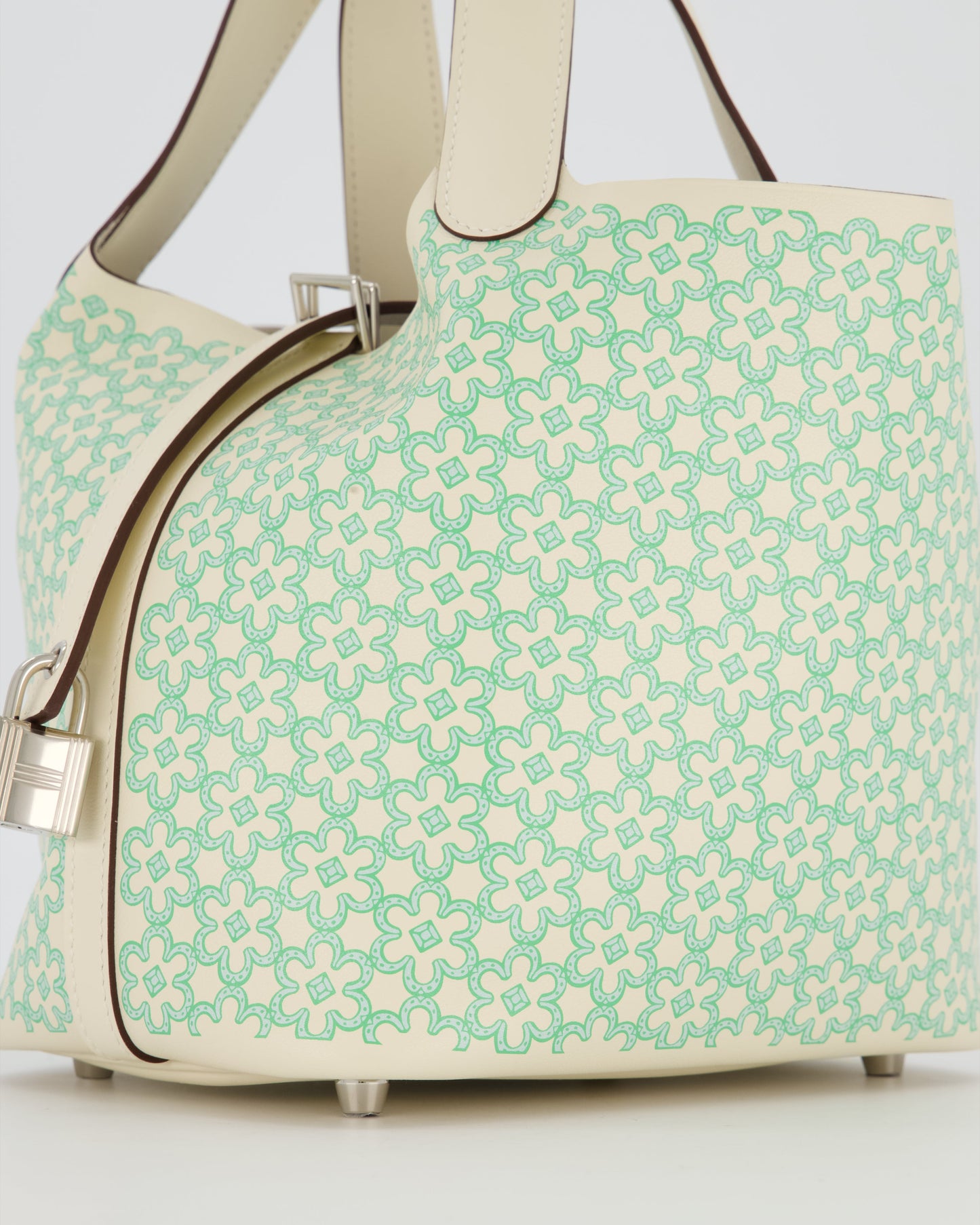 Hermès Picotin 18 Lucky Daisy Bag in Nata Swift Leather with Palladium Hardware