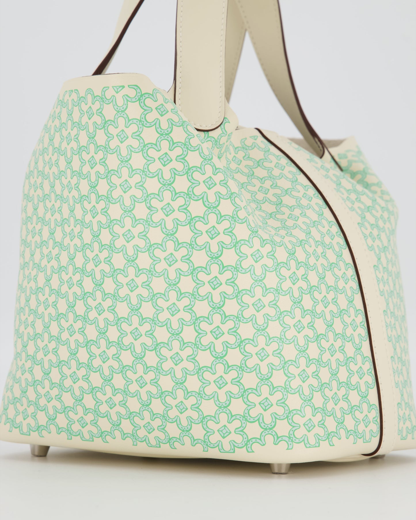 Hermès Picotin 18 Lucky Daisy Bag in Nata Swift Leather with Palladium Hardware