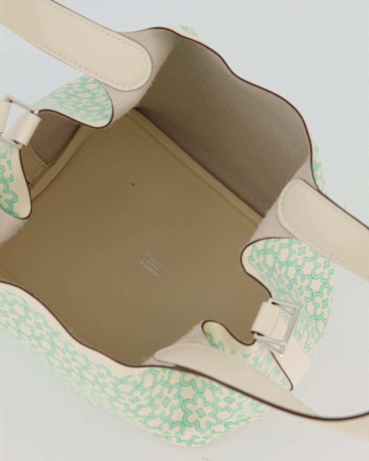 Hermès Picotin 18 Lucky Daisy Bag in Nata Swift Leather with Palladium Hardware