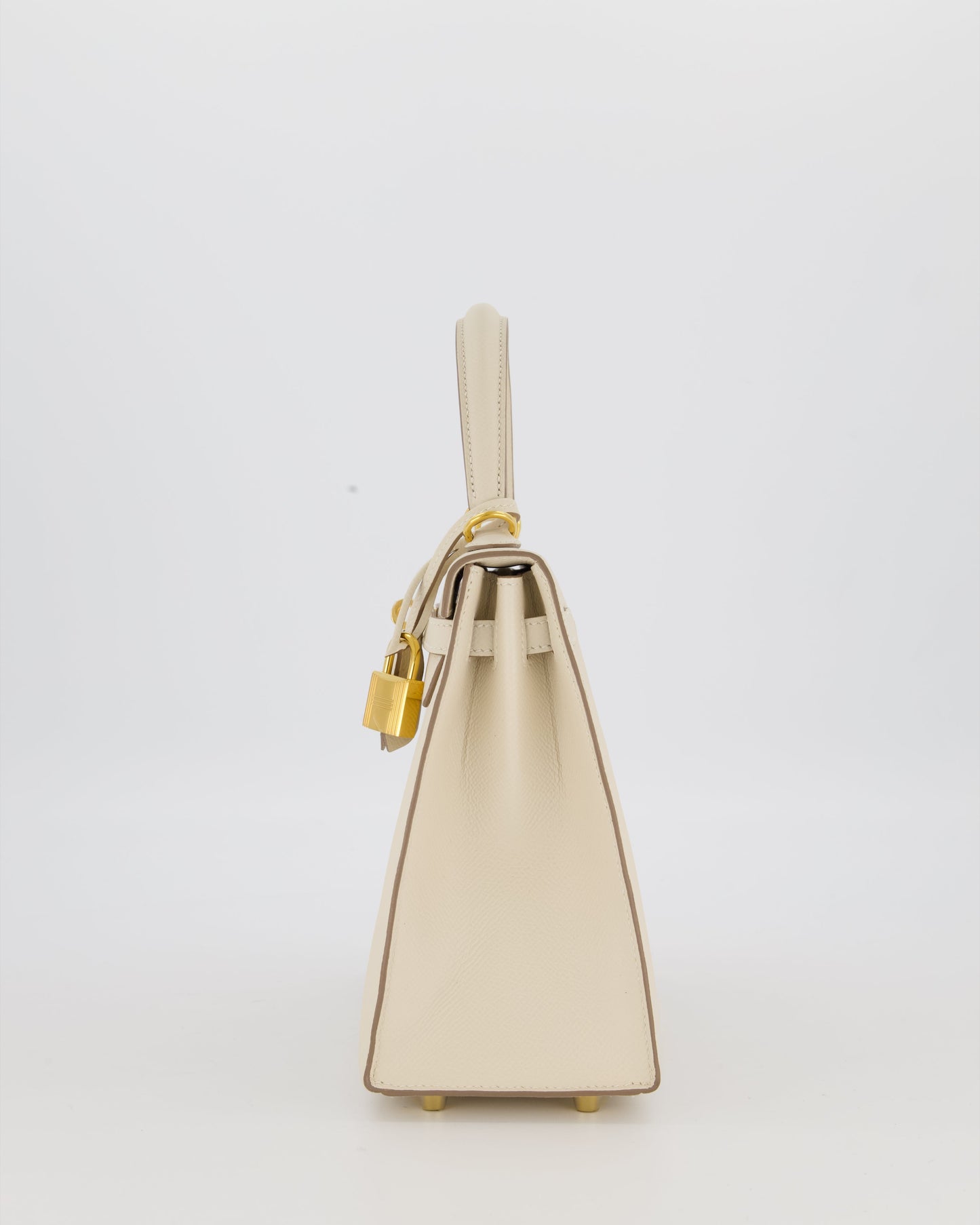 Hermès Kelly 25 Sellier Bag in Craie Epsom Leather and Gold Hardware