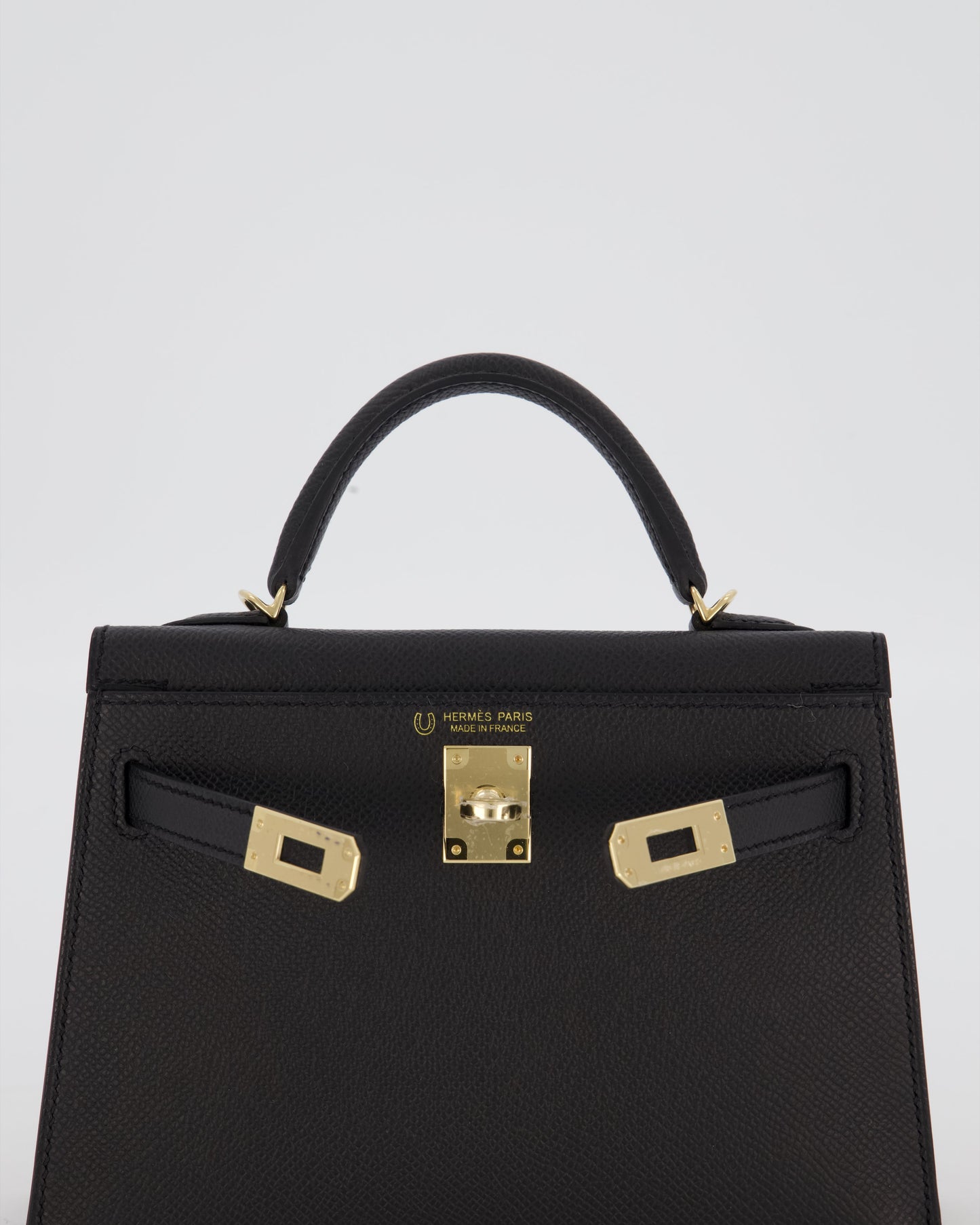 *SUPER RARE* Hermès HSS Mini Kelly II 20 Verso Bag in Noir Epsom Leather with Permabrass Hardware and Nata Interior