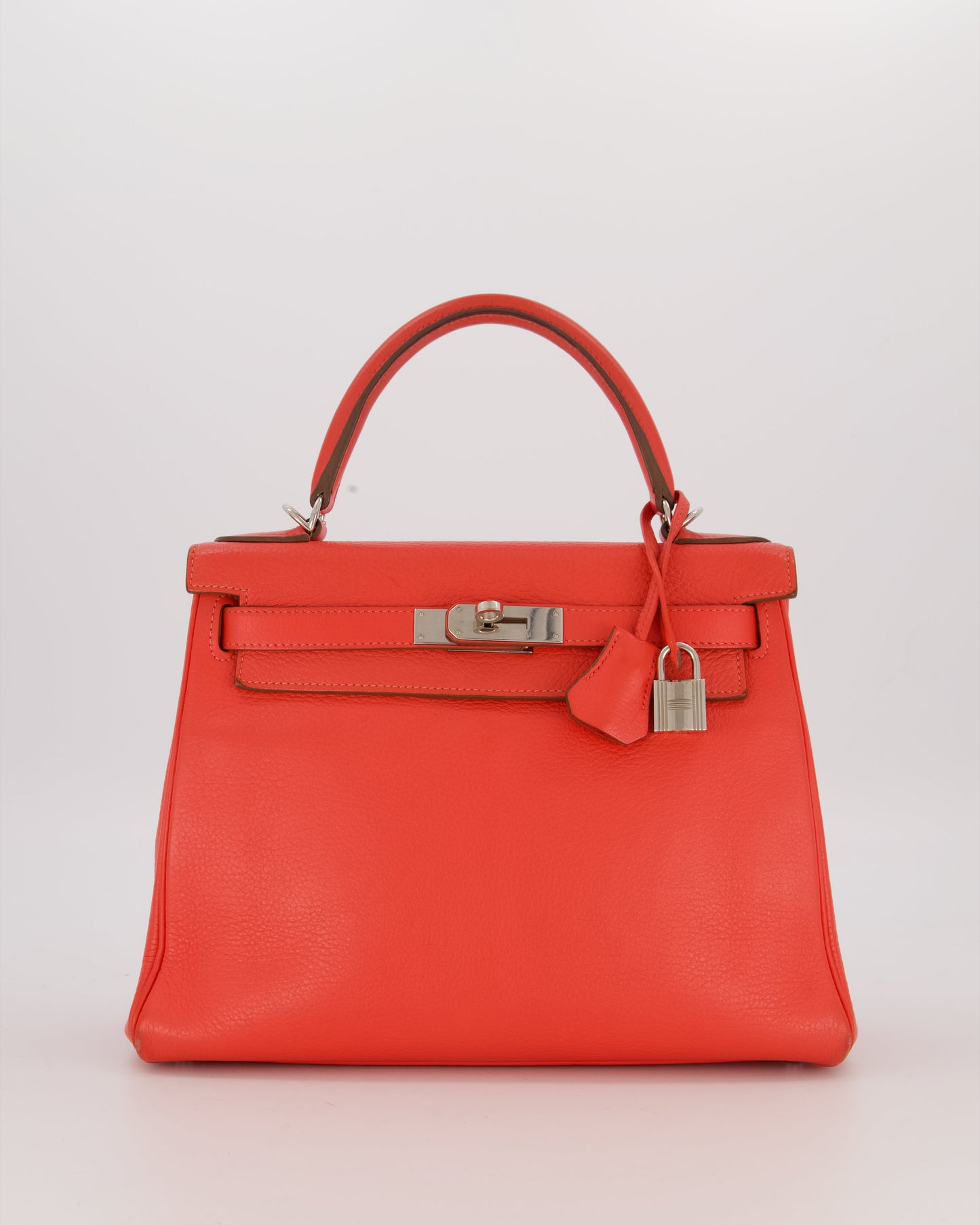 *FIRE PRICE* Hermès Kelly 28 Retourne Bag in Rose Jaipur Togo Leather with Palladium Hardware