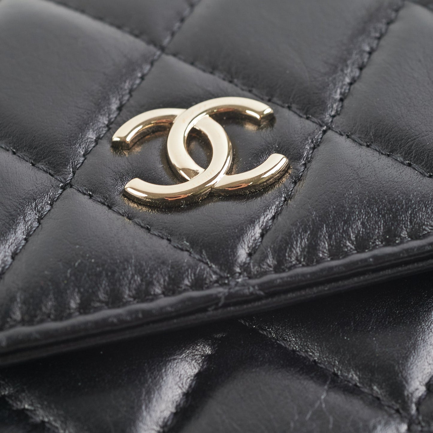 Chanel Black Pearl Card Holder Pearl Shoulder Bag
