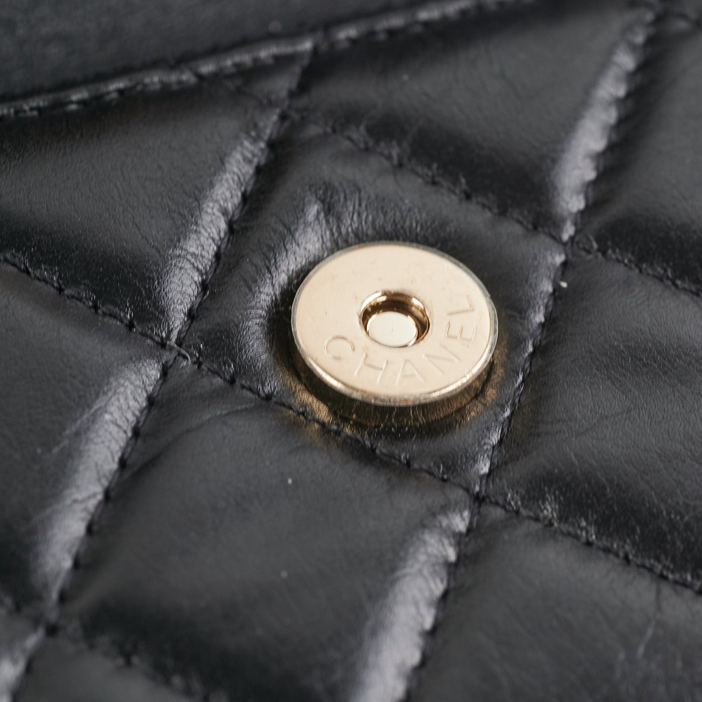 Chanel Black Pearl Card Holder Pearl Shoulder Bag