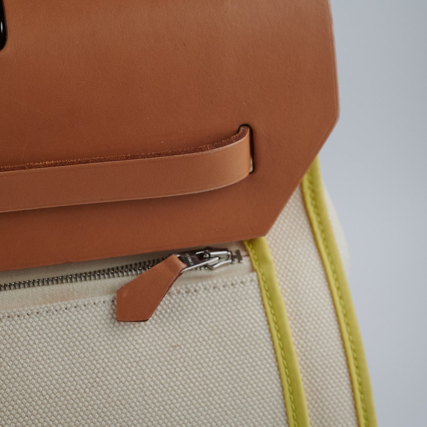 ITEM 20 - Hermes Herbag 39 Q Square Stamp (2013)