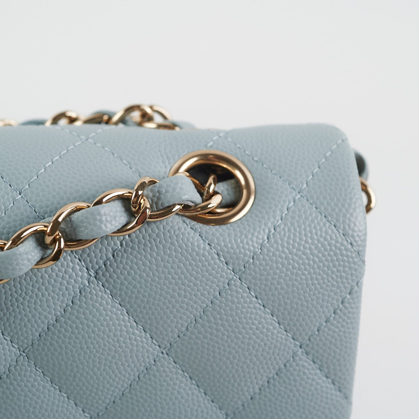 Chanel Classic Flap Medium/Large Light Blue Caviar 22P (Microchipped)