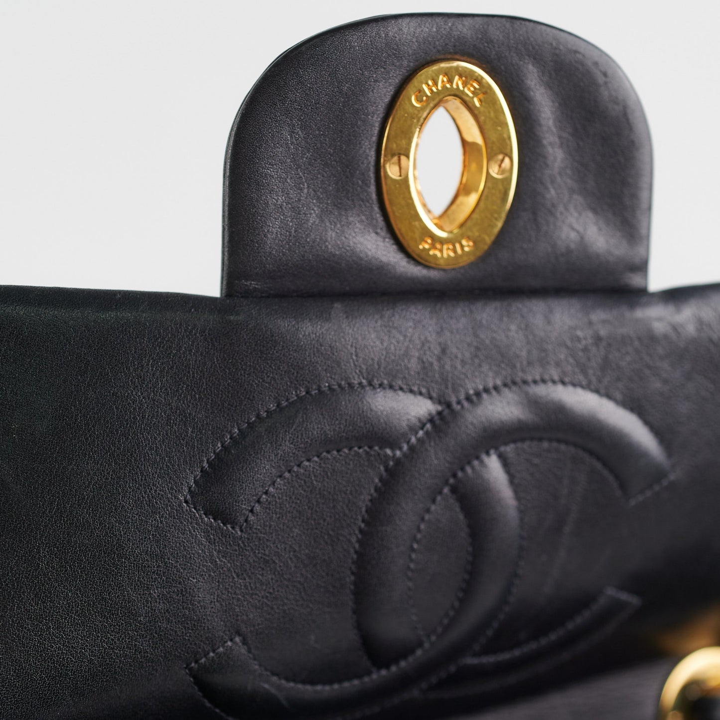 Chanel  Maxi Jumbo Black 24K Gold