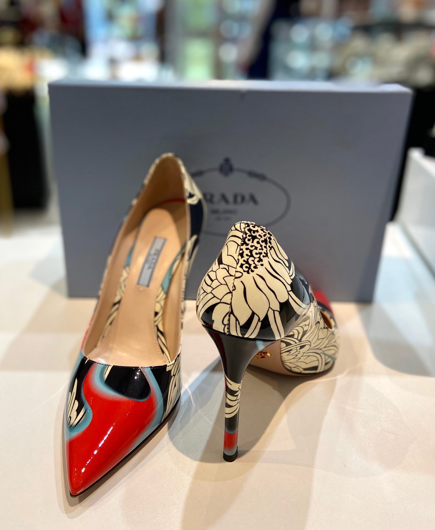 PRADA MULTICOLOR FLORAL PRINT PATENT LEATHER PUMPS