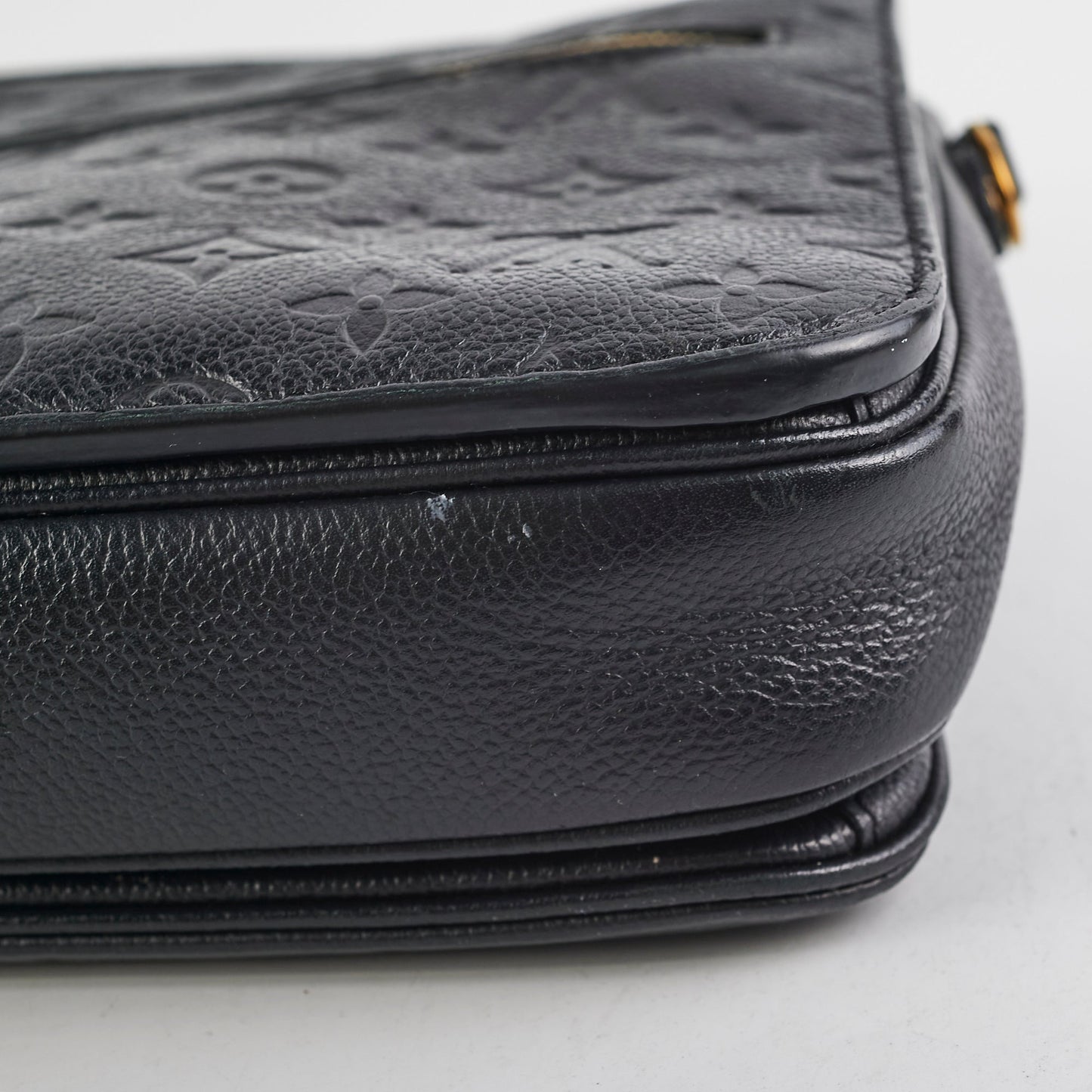 Louis Vuitton Pochette Metis Nior