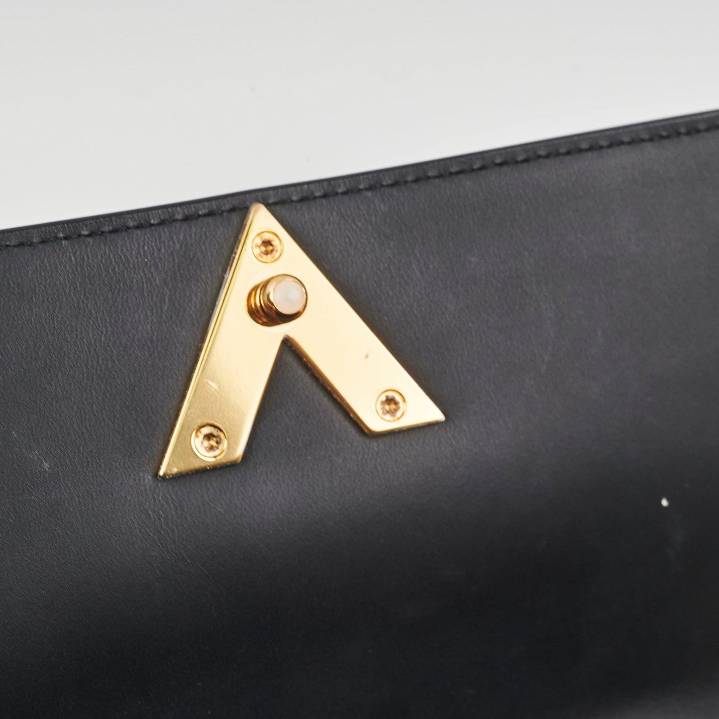 Louis Vuitton Very Chain Black Shoulder Bag