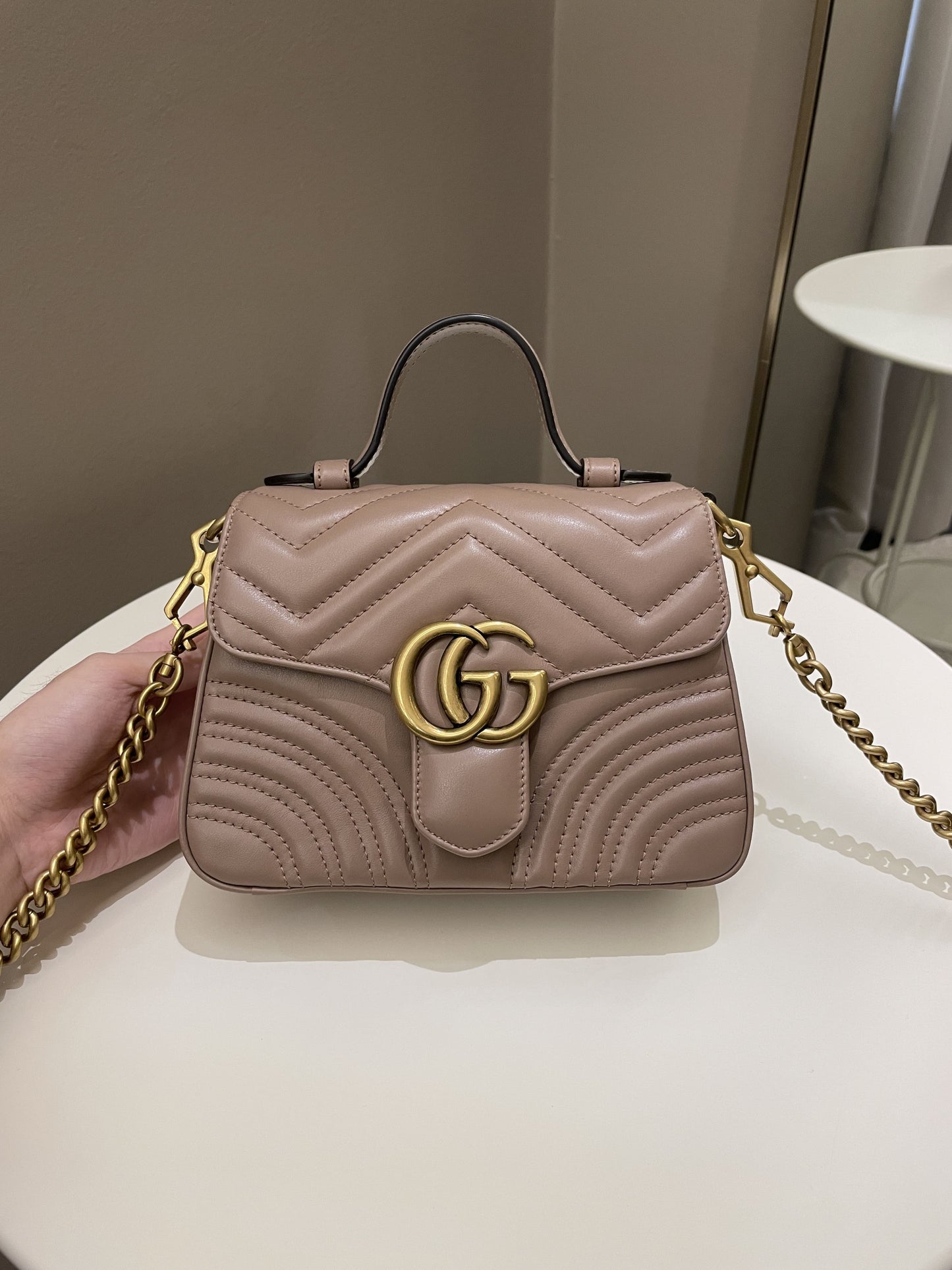 Gucci Chain Handbag Style 6