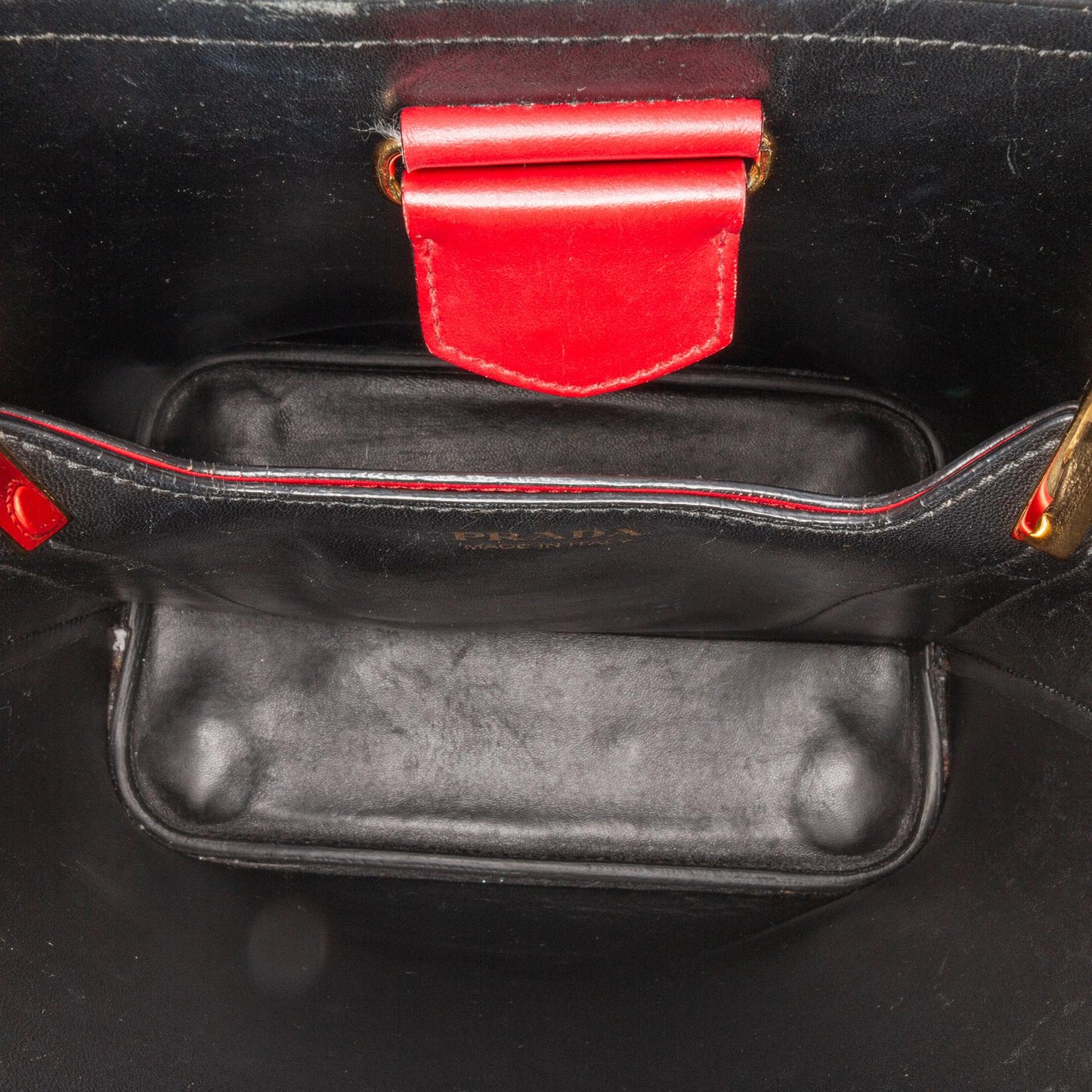 Prada Medium Saffiano Cuir Panier