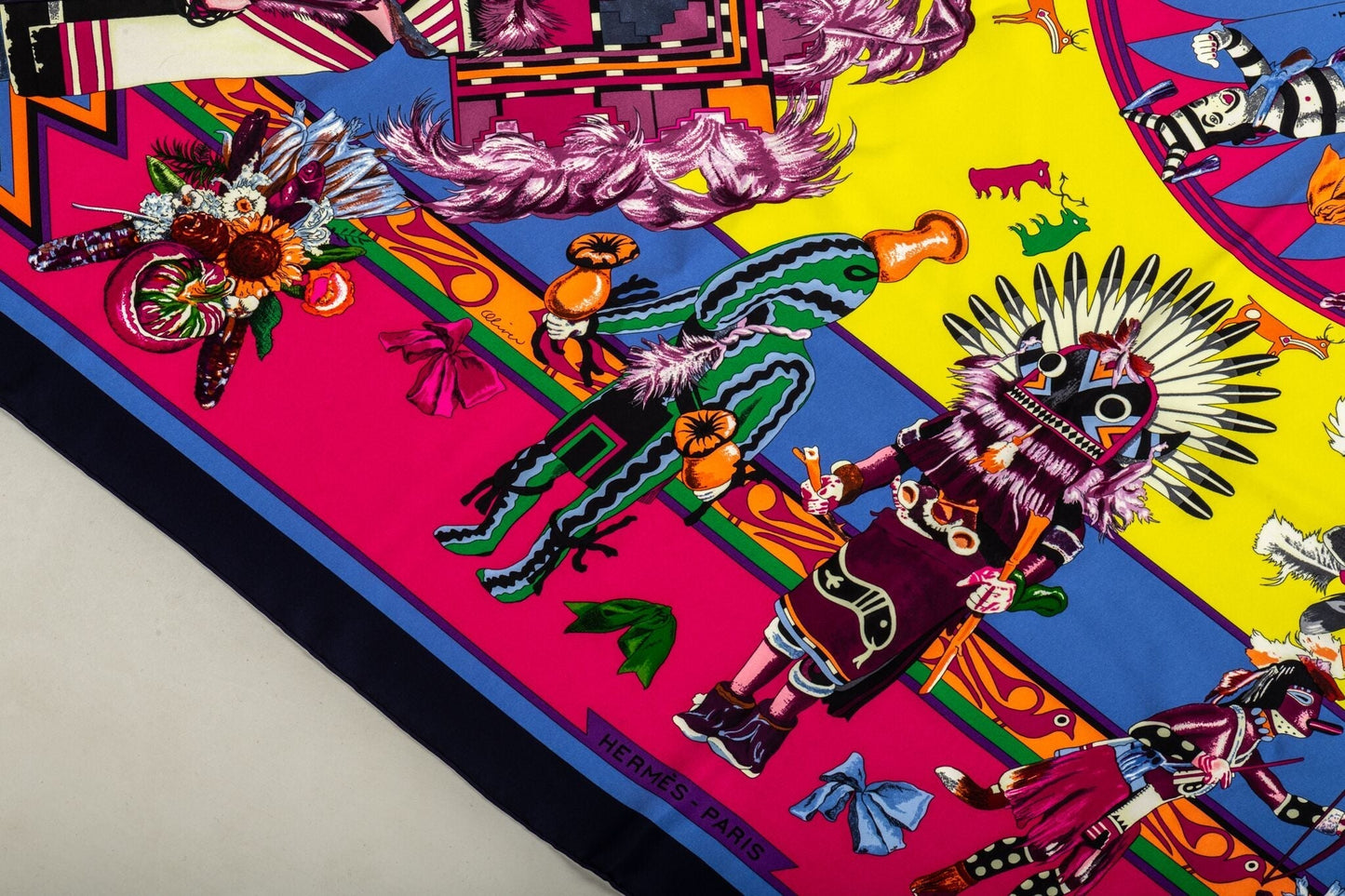 Hermes Fuchsia Pointe Kachinas Scarf