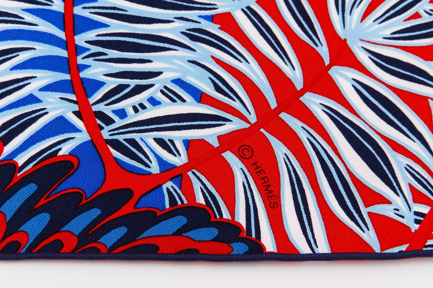 Hermes New Blue Red Giraffes Silk Scarf