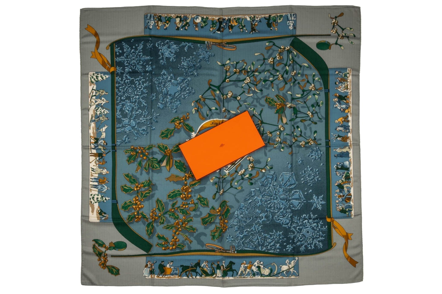 Hermes Collectible Niege D Antan Shawl