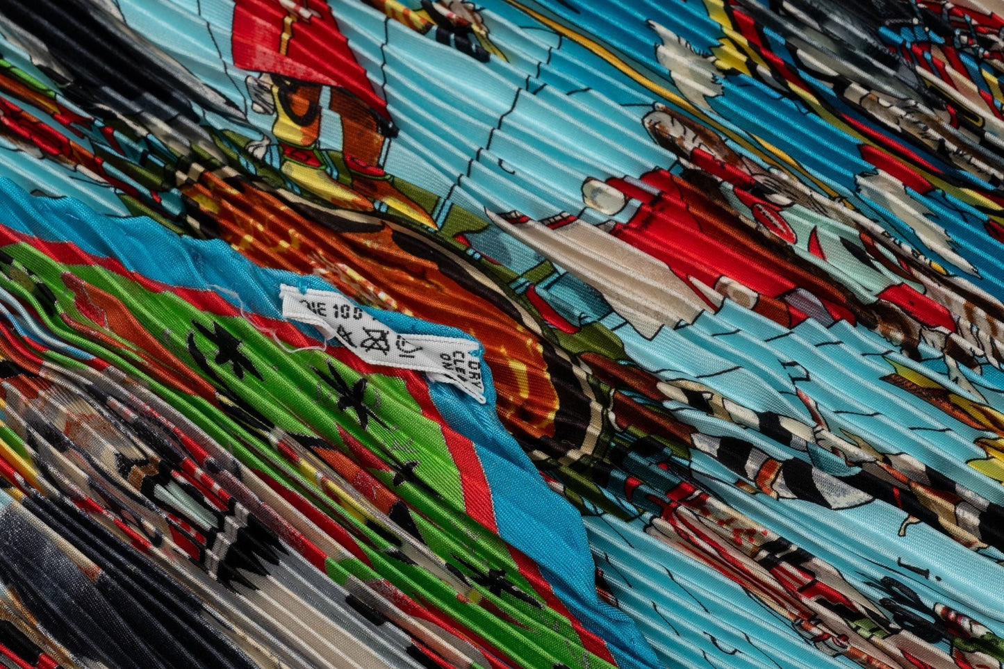 Hermes Turquoise Pleated Kachinas Scarf
