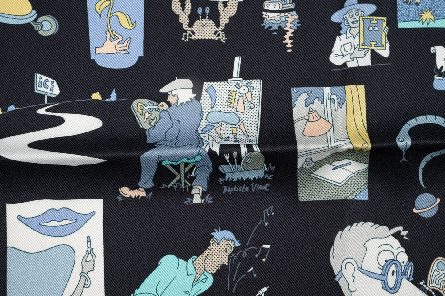 Hermes NIB "Carre Libre" Scarf 70