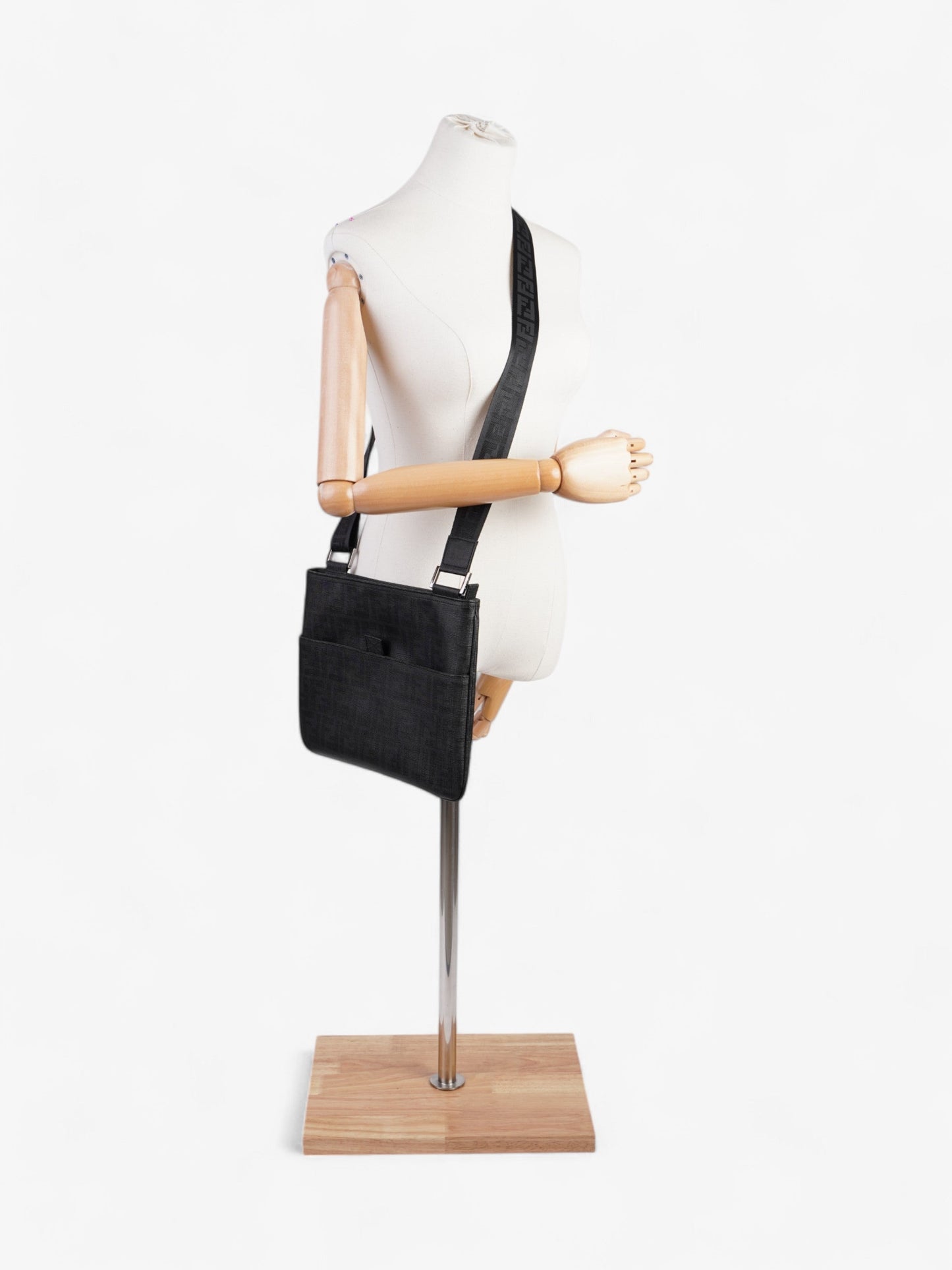 Fendi Shoulder Bag - Ewore Bags