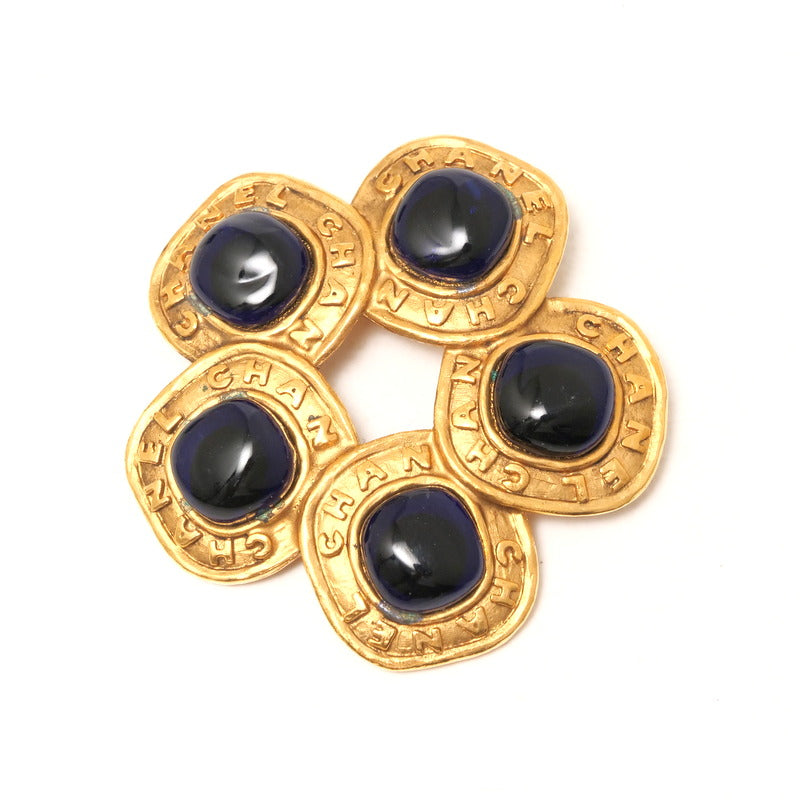 CHANEL Brooch Gold Plated gold vintage Gripoa 26 Women