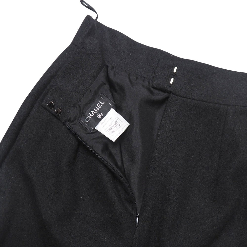 CHANEL skirt 50% wool, 48% rayon, 2% nylon black P35981 36