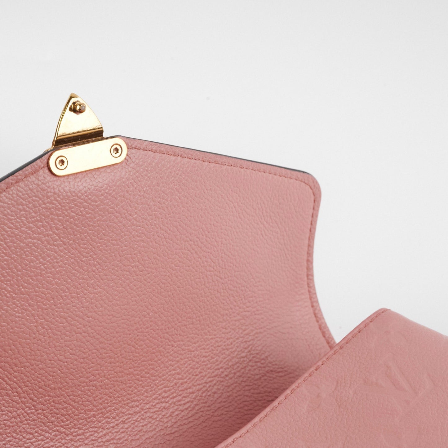 Louis Vuitton Pochette Metis Empreinte Pink