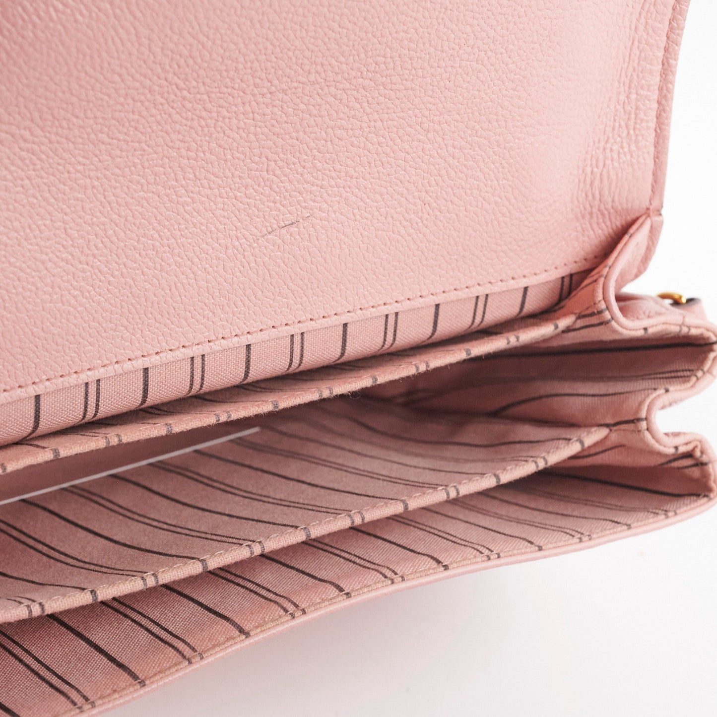 Louis Vuitton Pochette Metis Empreinte Pink